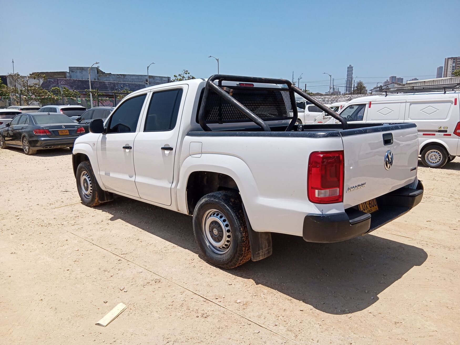 Volkswagen - Amarok - 2023 image number 7