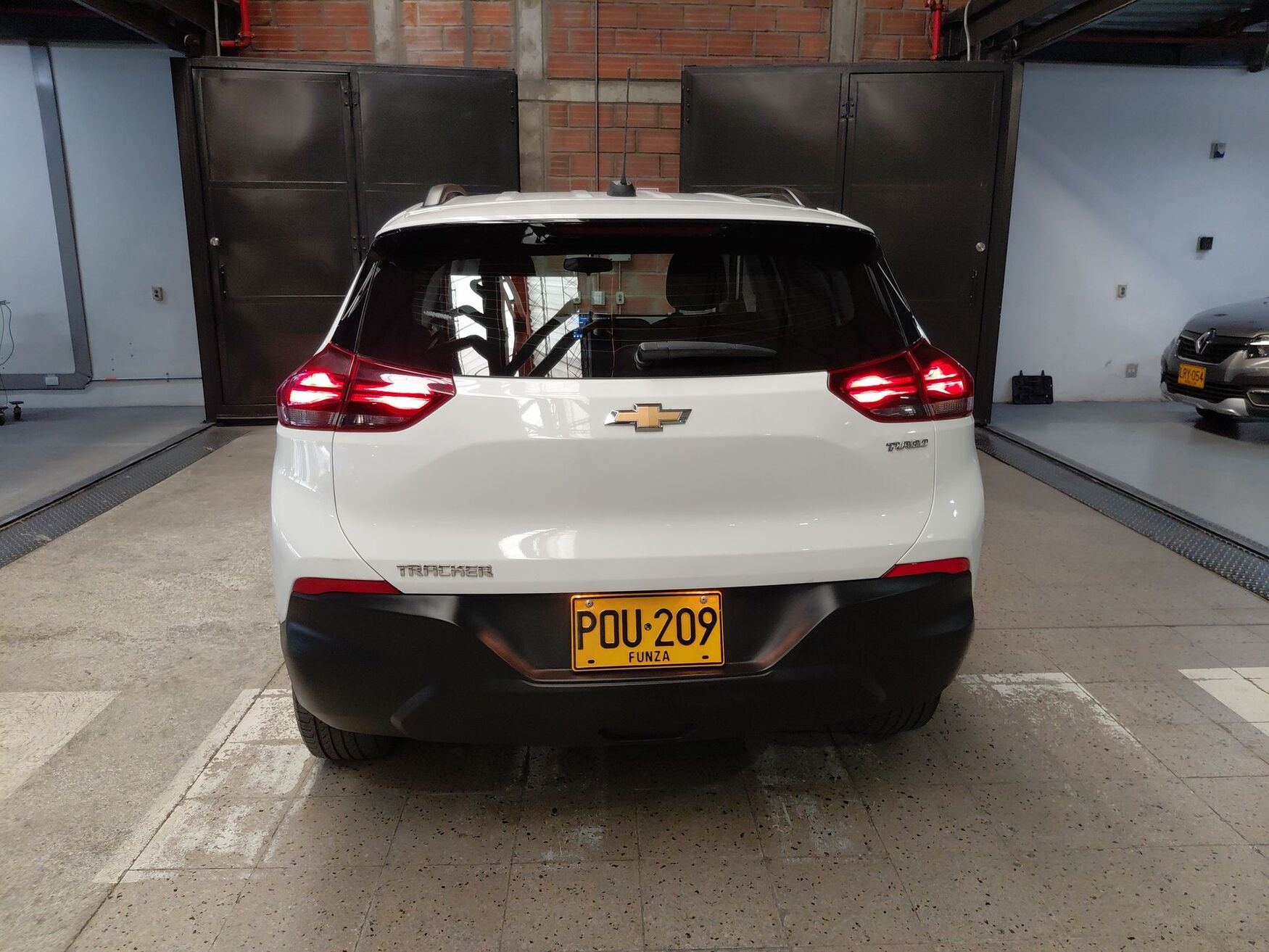 Chevrolet - Tracker - 2025 image number 8
