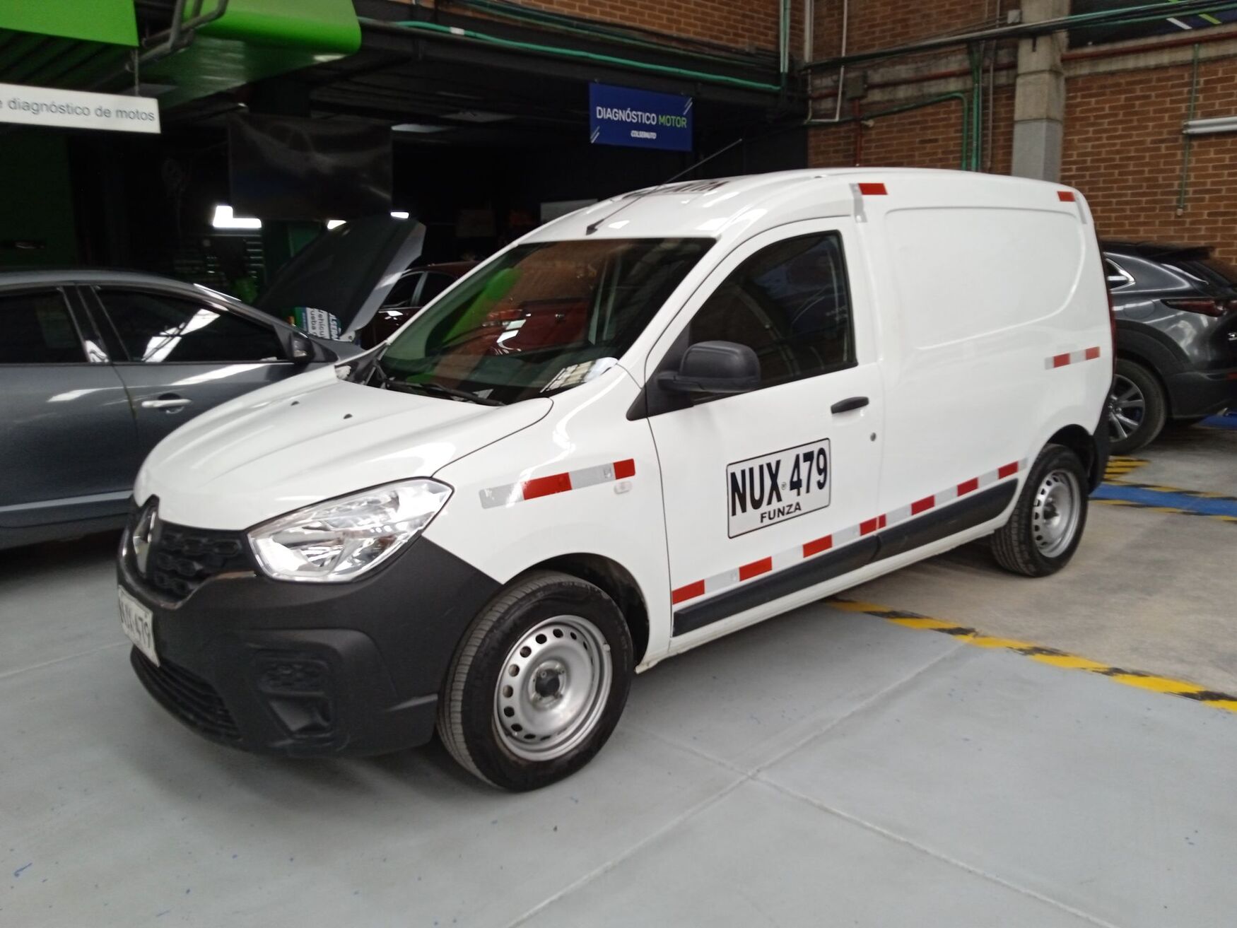 Renault - Kangoo - 2025 image number 5