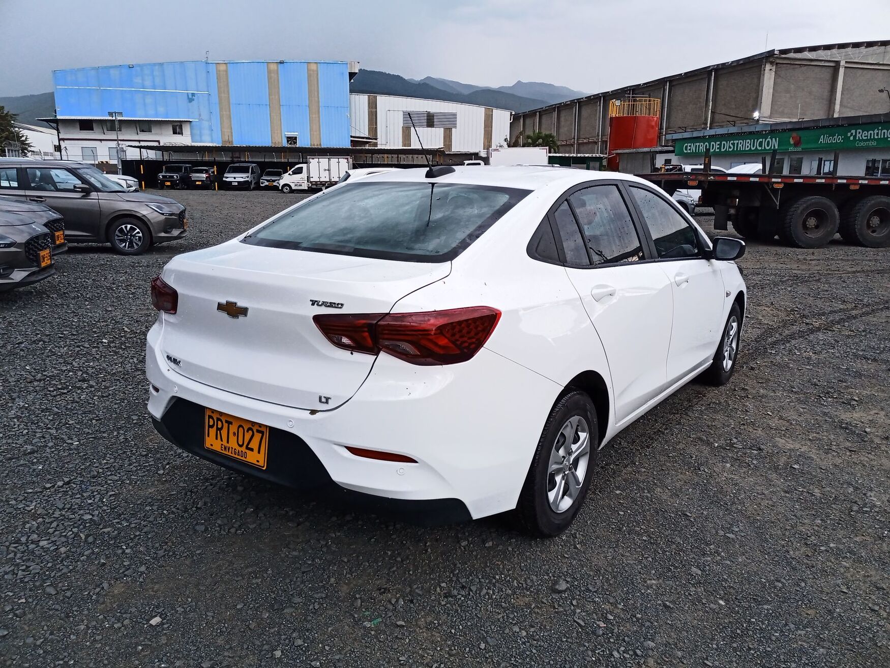 Chevrolet - Onix - 2025 image number 9