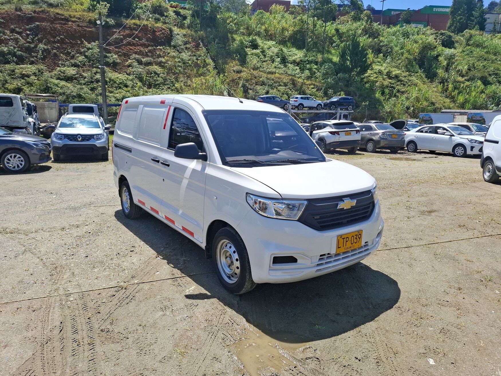 Chevrolet - N400 - 2023 image number 1