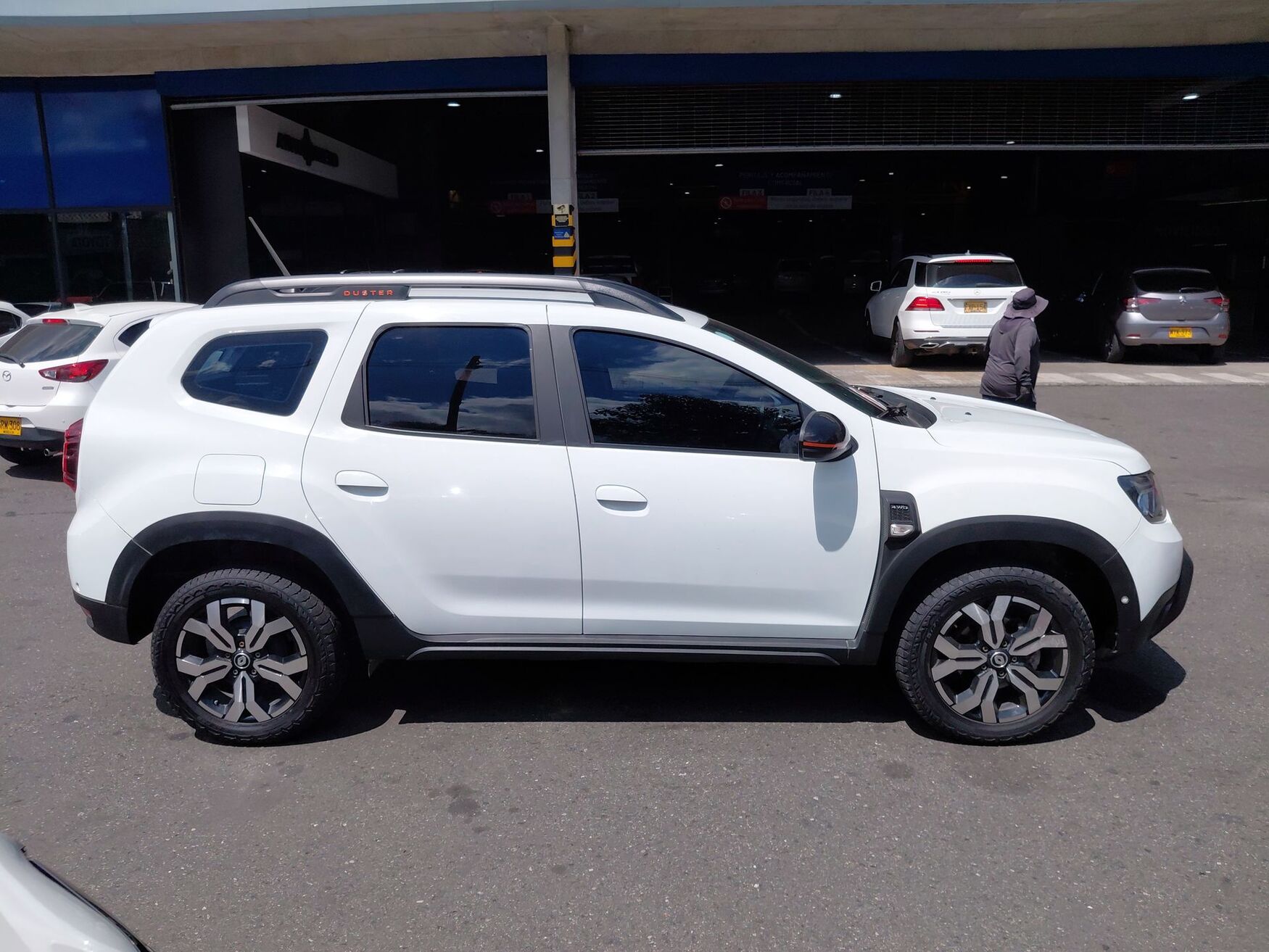 Renault - Duster - 2025 image number 10