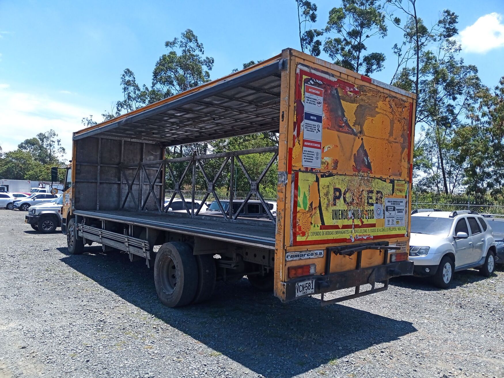 Mercedes Benz - Atego - 2008 image number 10