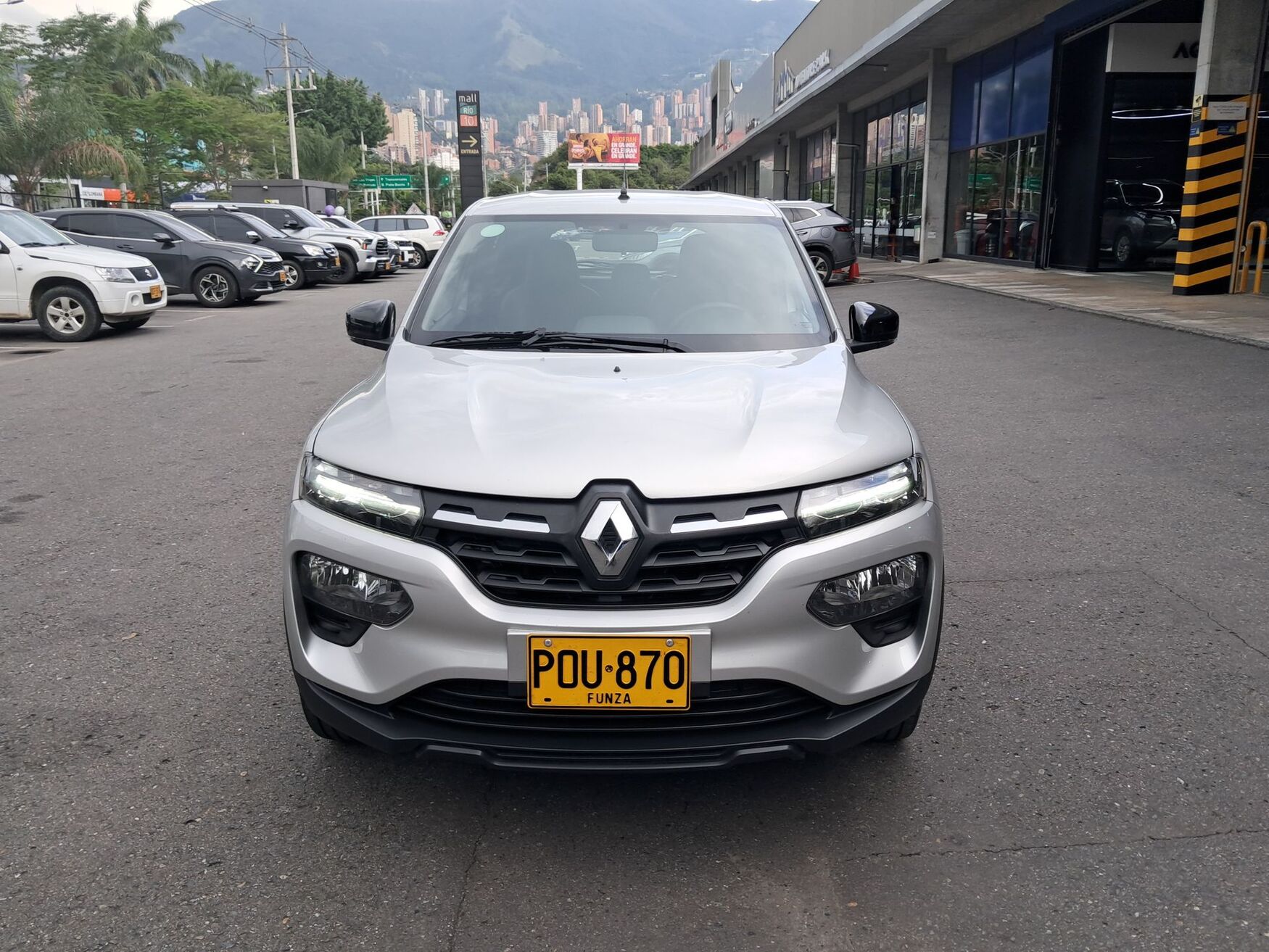 Renault - Kwid - 2026 image number 4