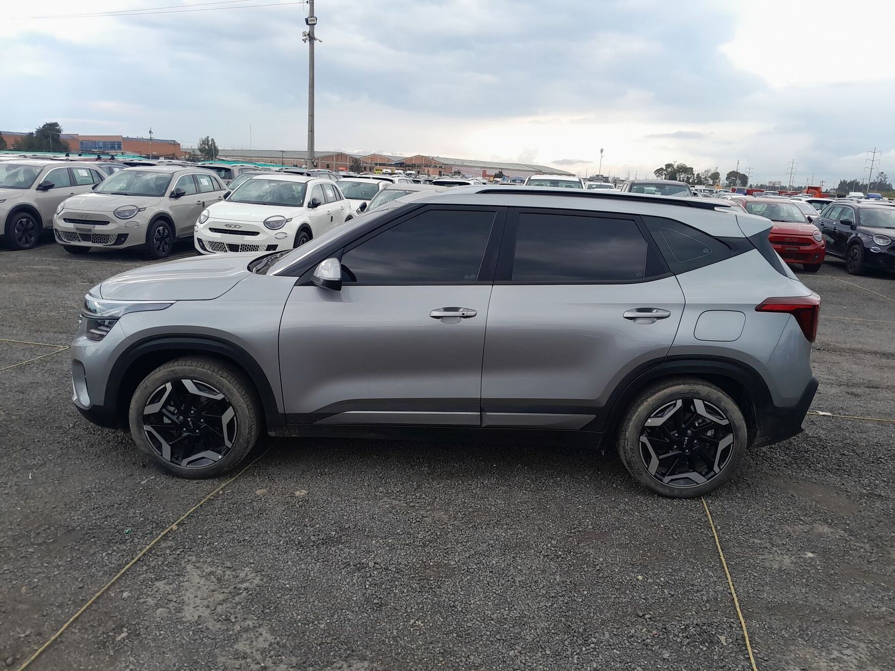 Kia - Seltos - 2025 image number 6