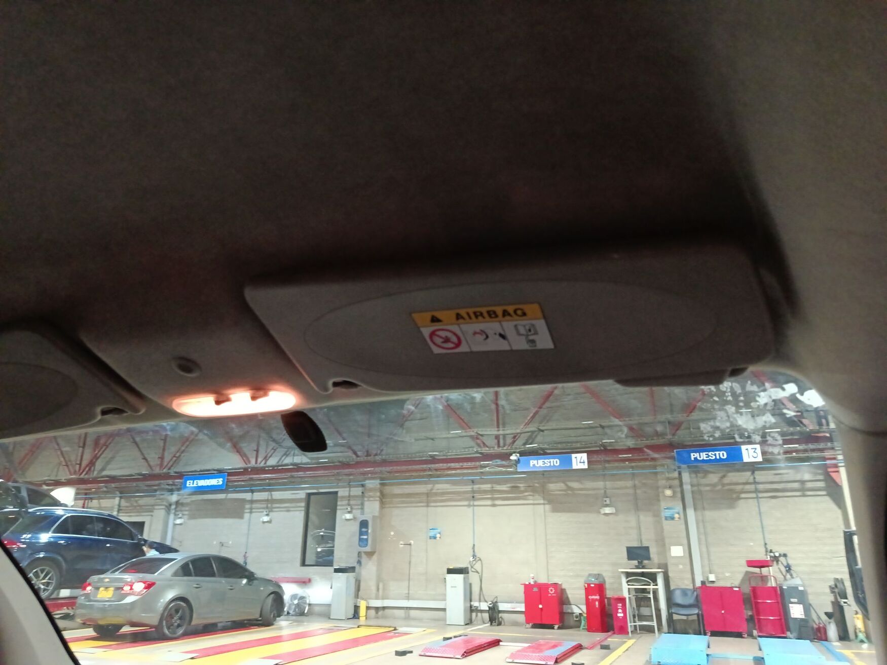 Renault - Kangoo ZE - 2020 image number 3