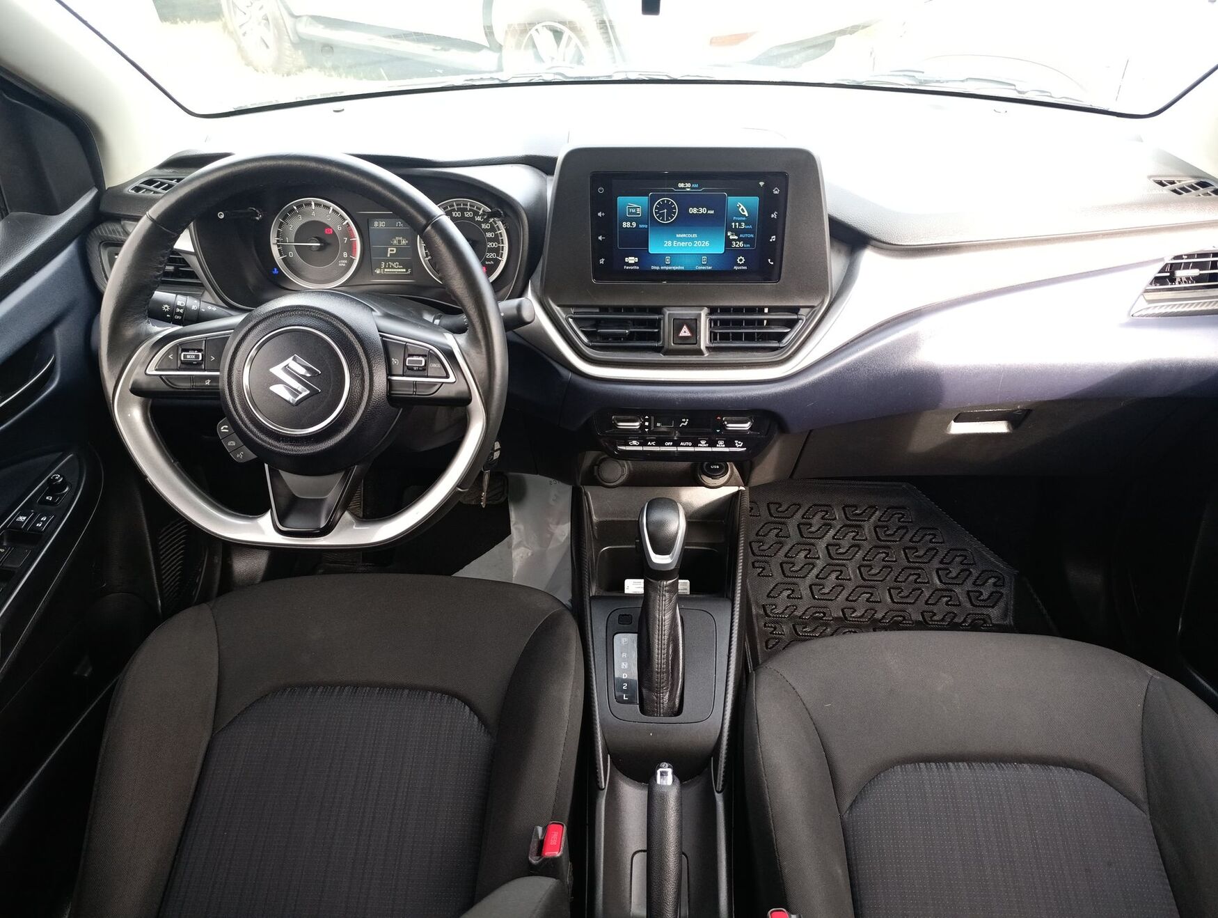 Suzuki - Baleno - 2024 image number 11