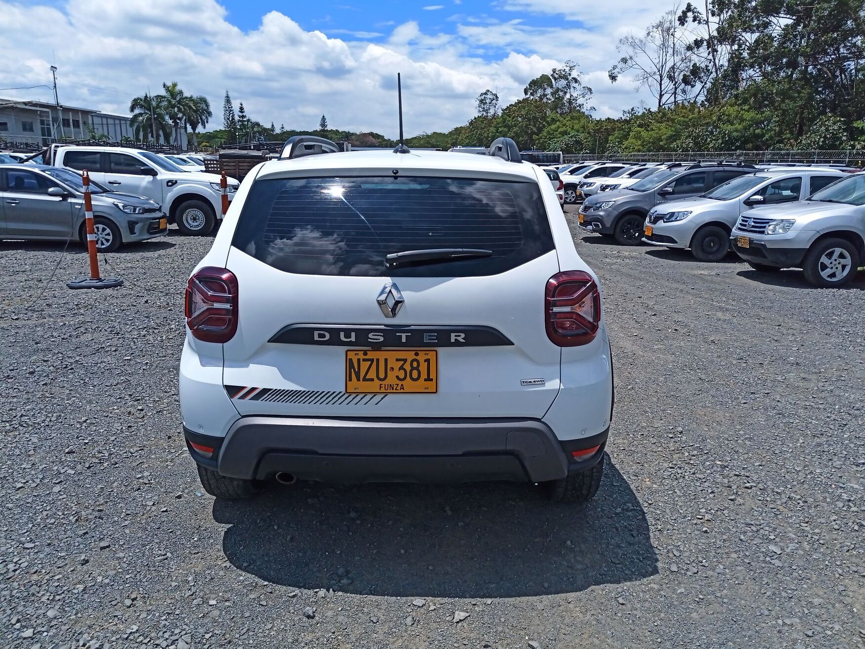 Renault - Duster - 2025 image number 8