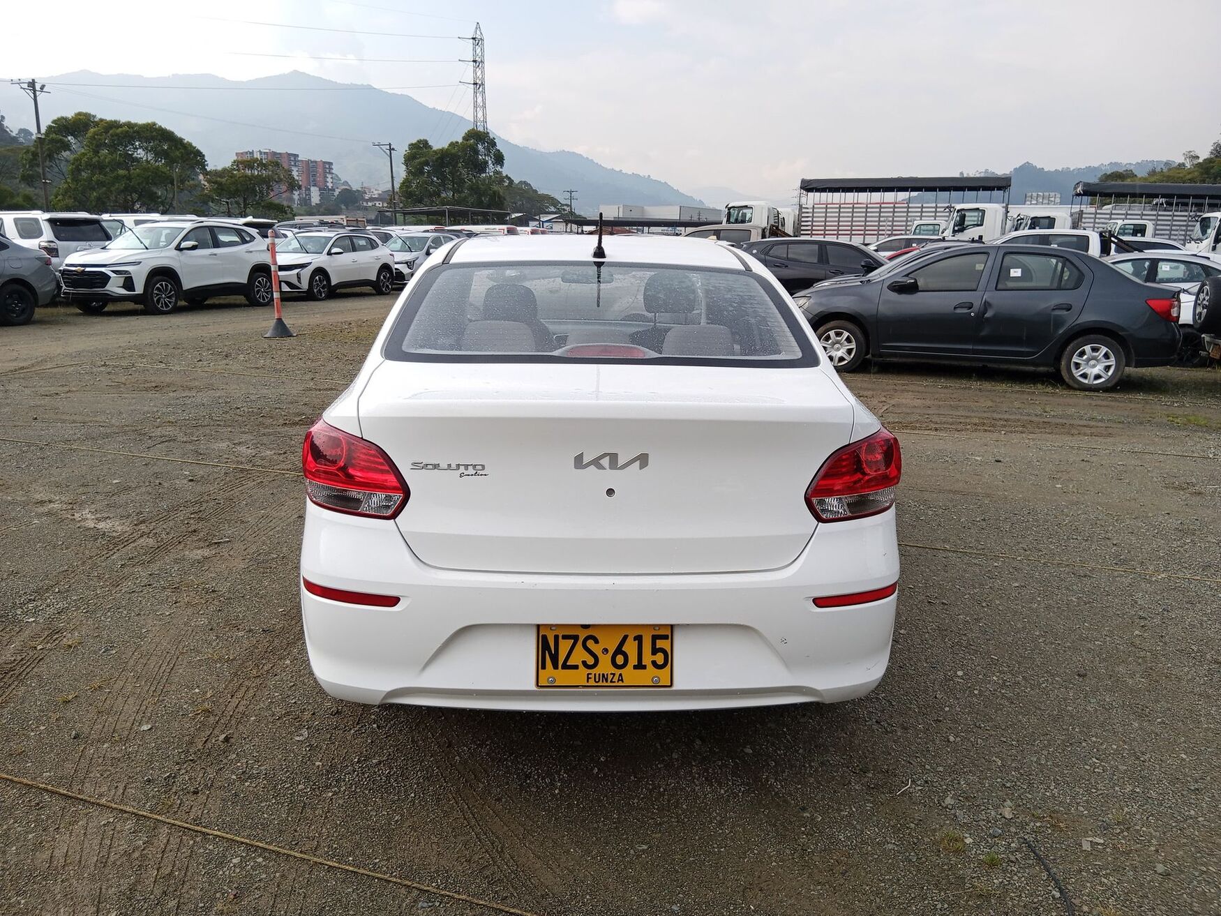 Kia - Soluto - 2026 image number 8