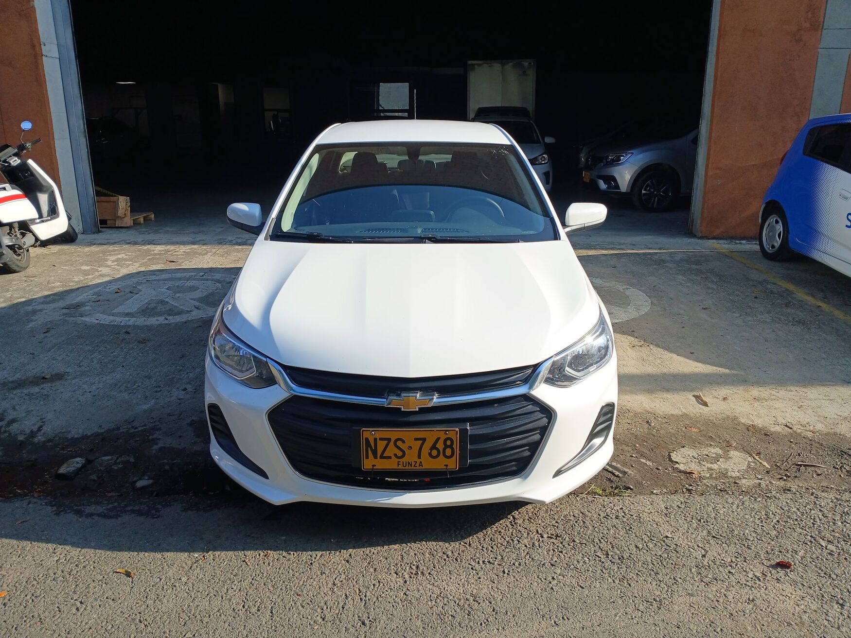 Chevrolet - Onix - 2025 image number 4