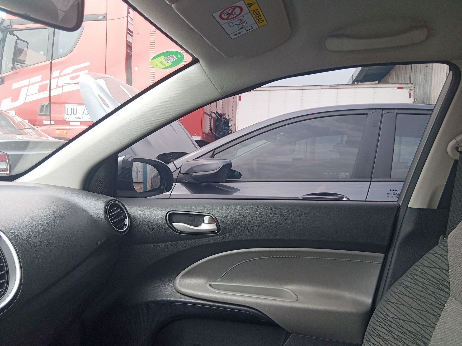 Kia - Soluto - 2026 image number 3