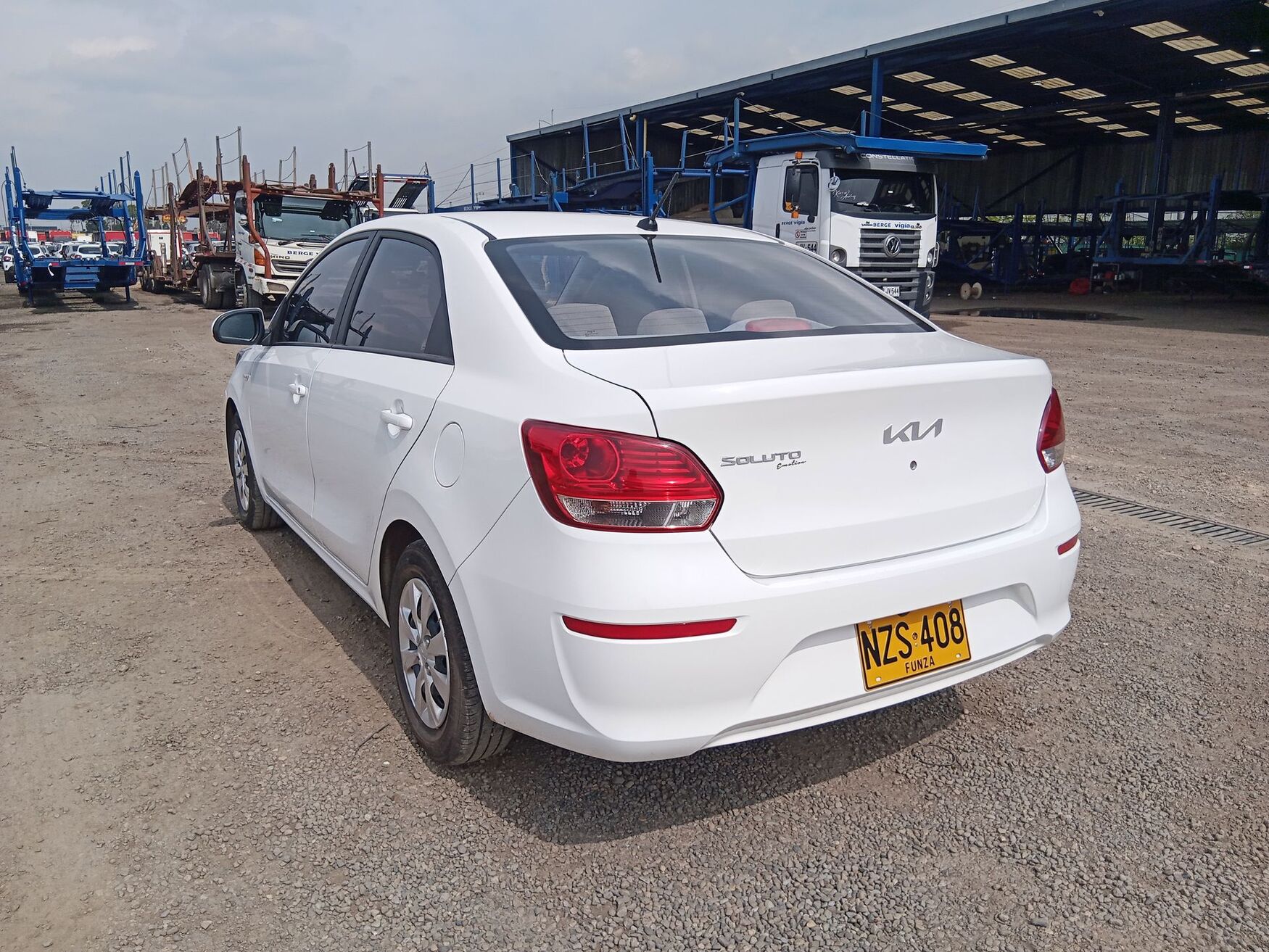 Kia - Soluto - 2026 image number 7