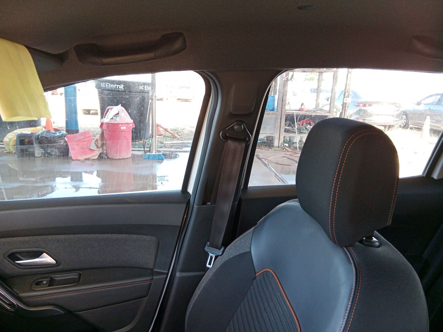 Renault - Duster - 2025 image number 3