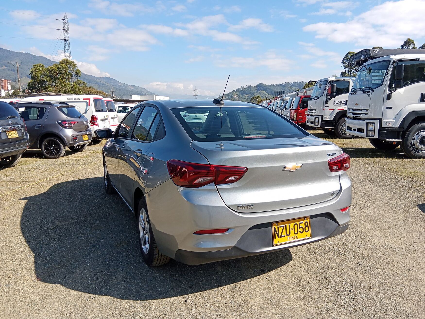 Chevrolet - Onix - 2025 image number 7