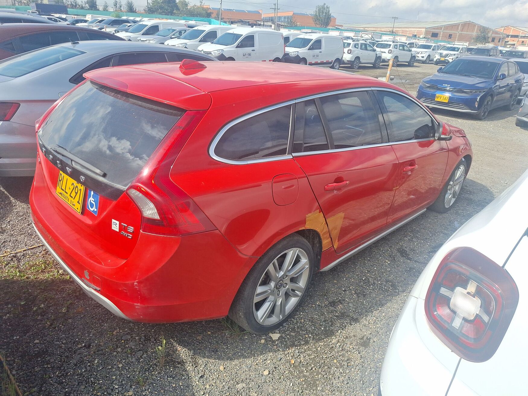 Volvo - V60 - 2011 image number 9