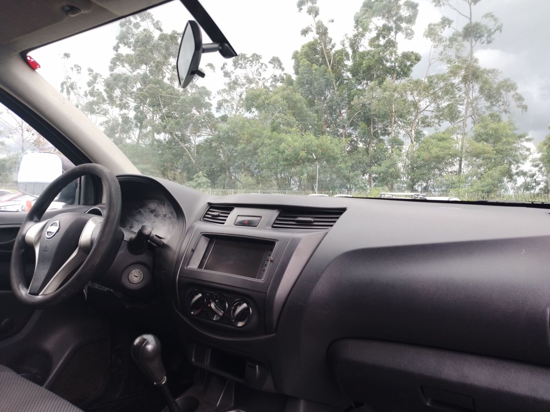 Nissan - Frontier - 2019 image number 11