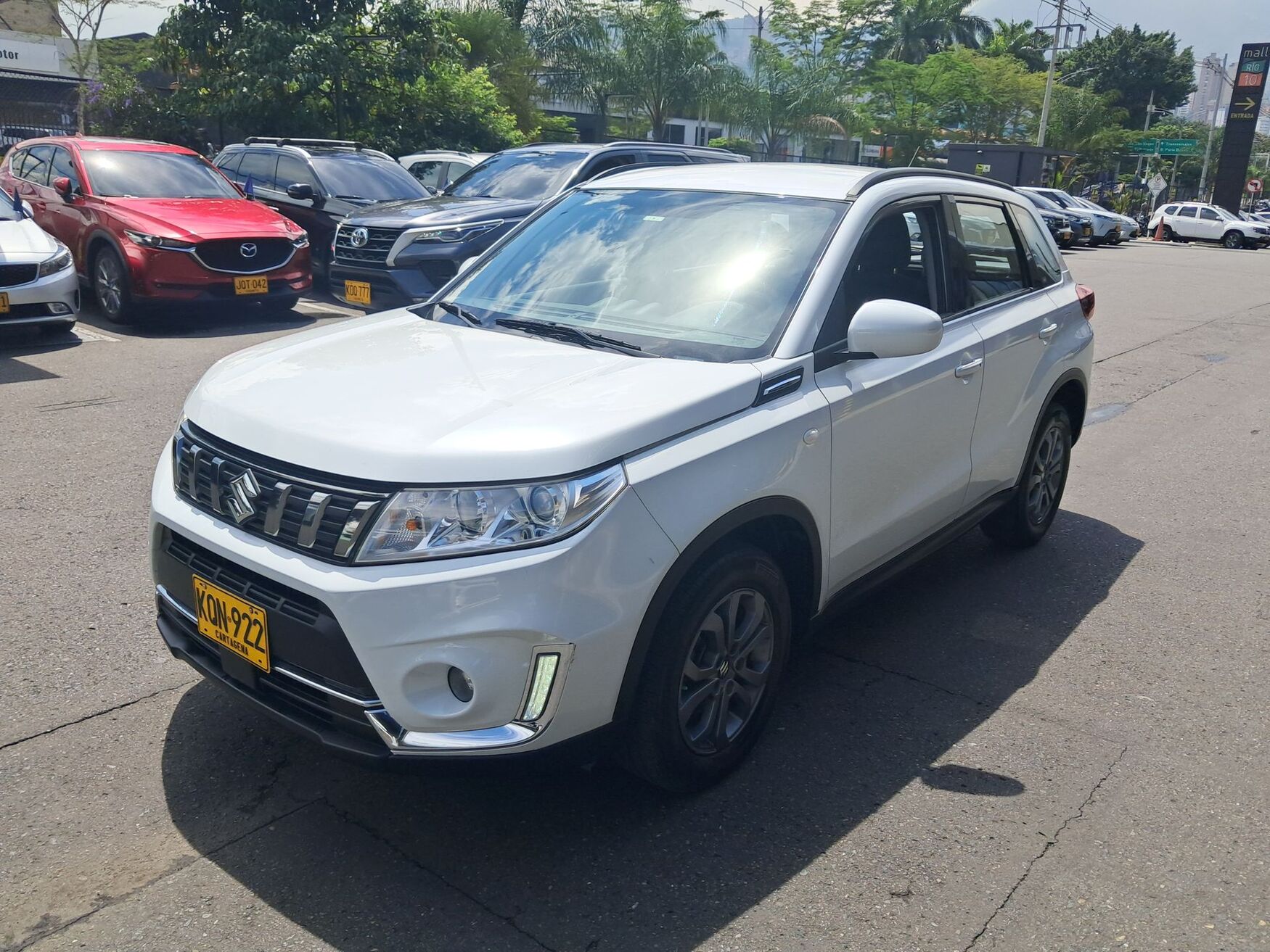 Suzuki - Vitara - 2023 image number 5