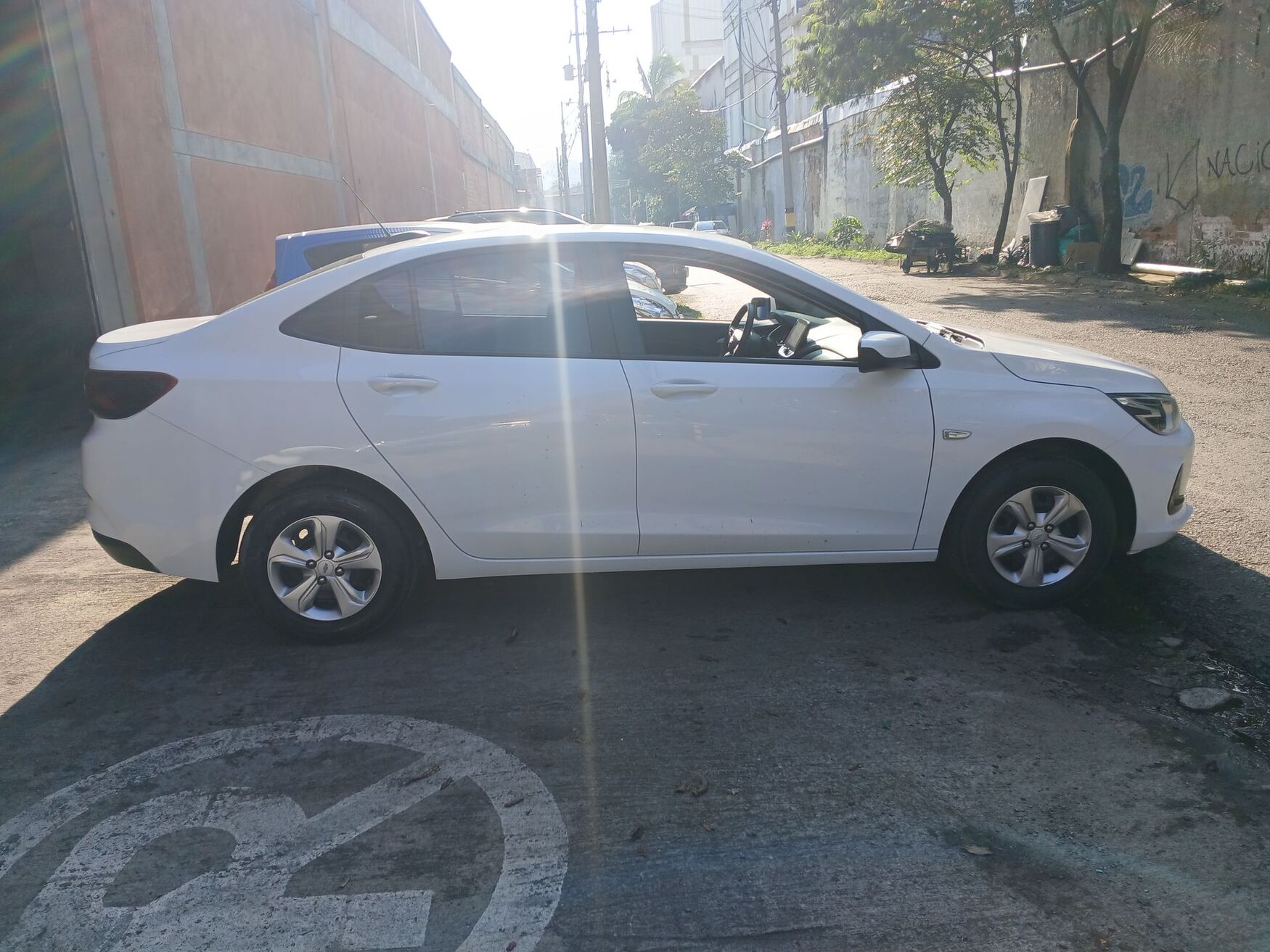 Chevrolet - Onix - 2025 image number 10