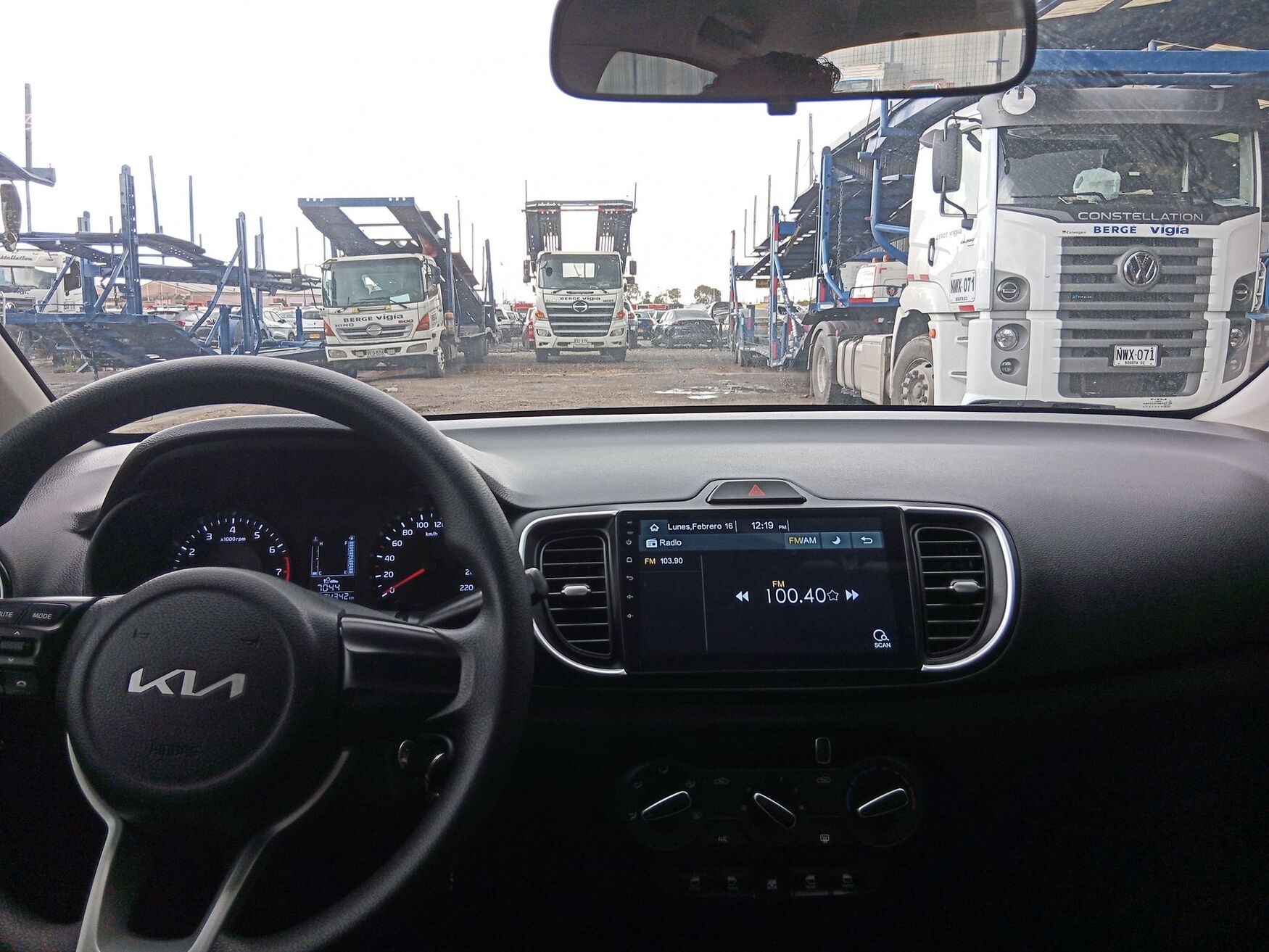 Kia - Soluto - 2026 image number 11