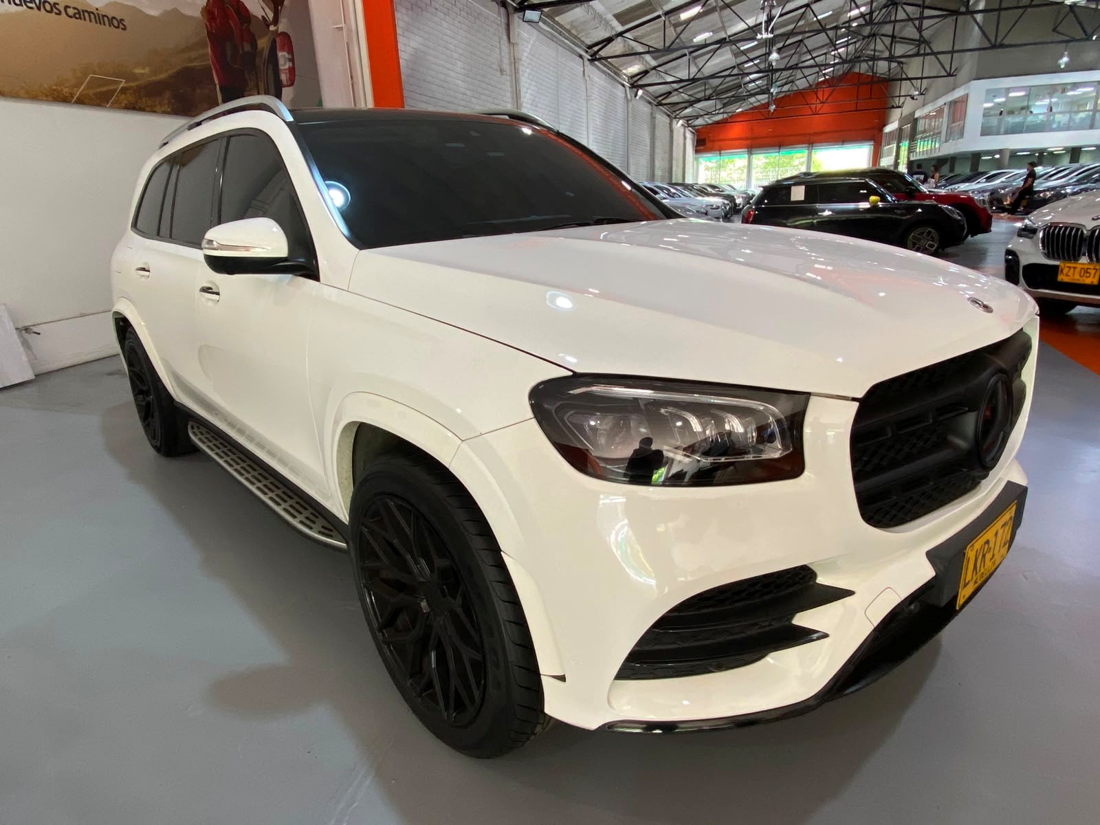 Mercedes Benz - GLS450 - 2022 image number 1