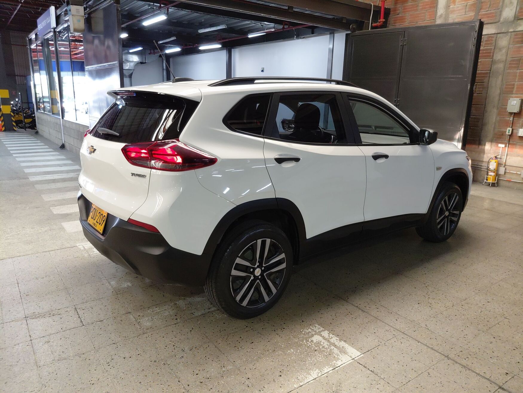 Chevrolet - Tracker - 2025 image number 9