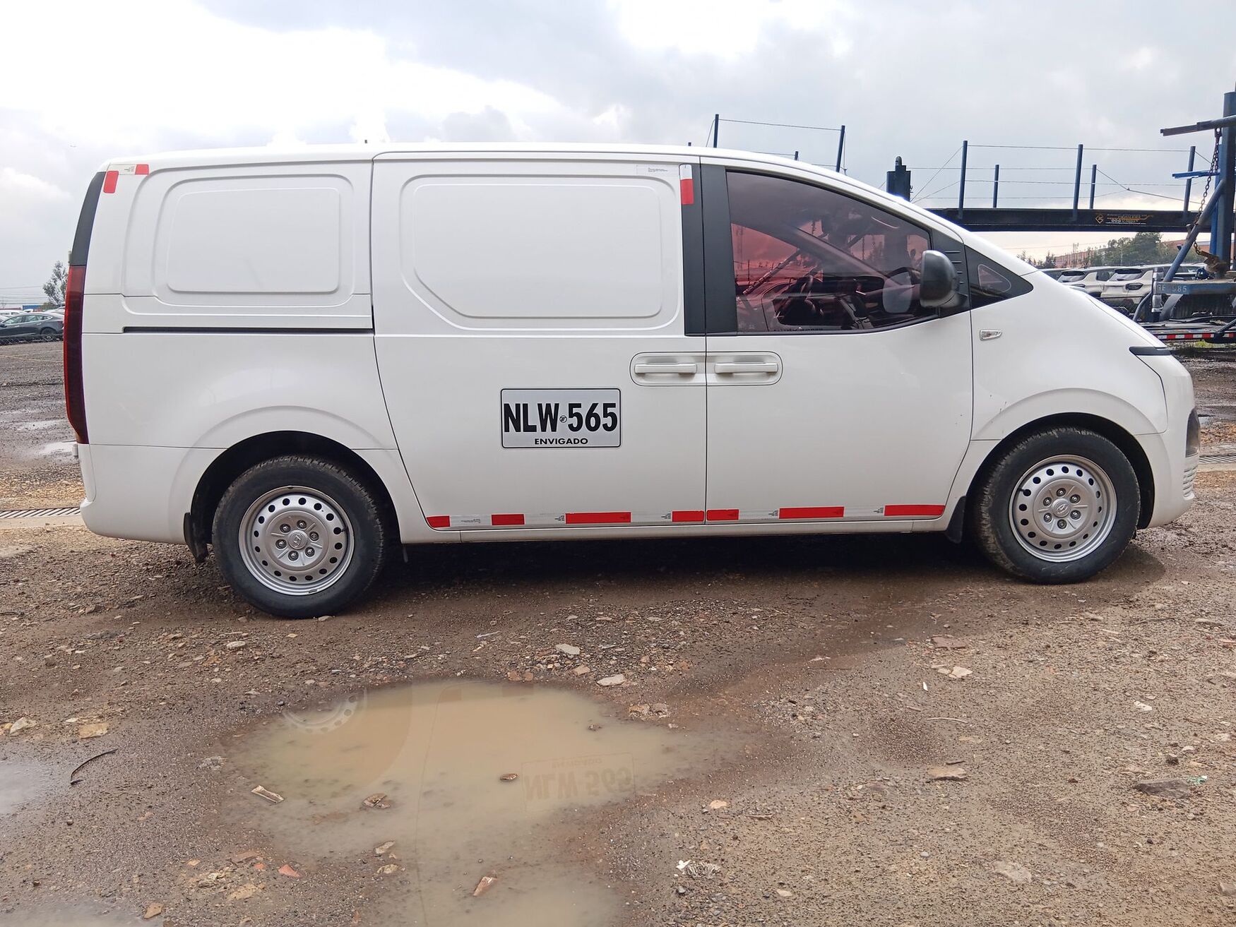 Hyundai - STARIA - 2024 image number 10