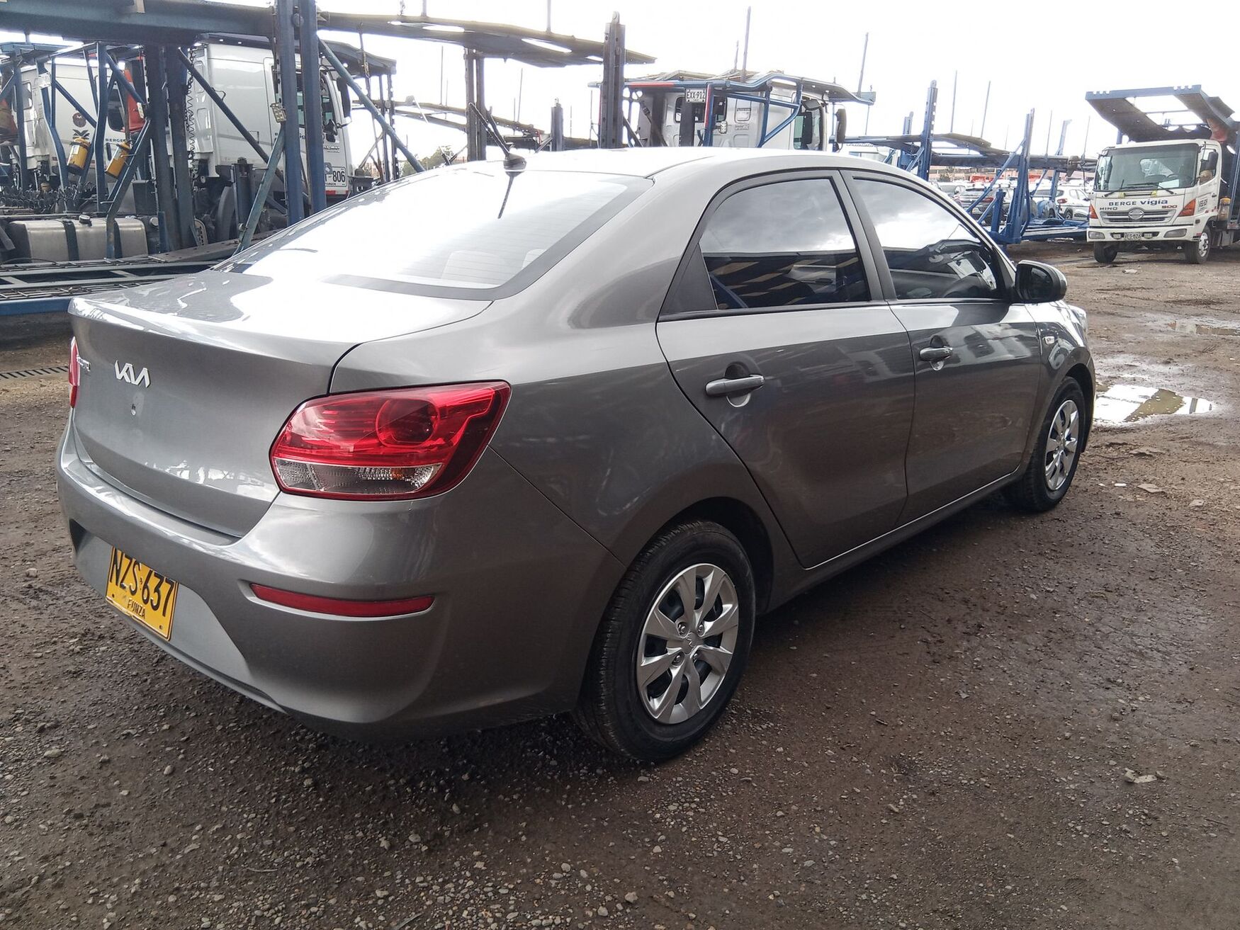 Kia - Soluto - 2026 image number 9