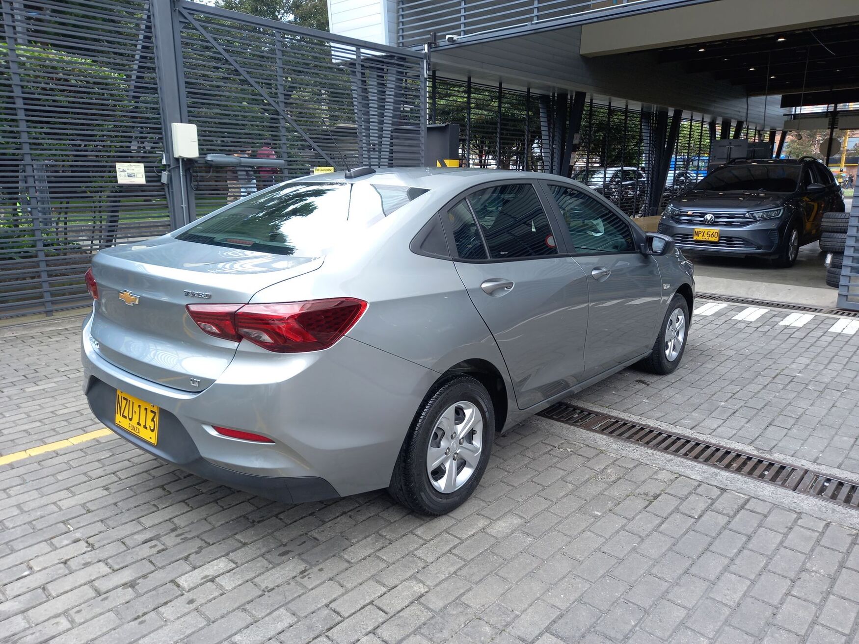 Chevrolet - Onix - 2025 image number 9