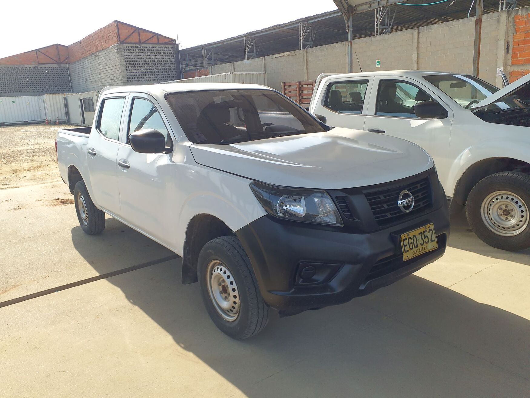Nissan - Frontier - 2019 image number 1