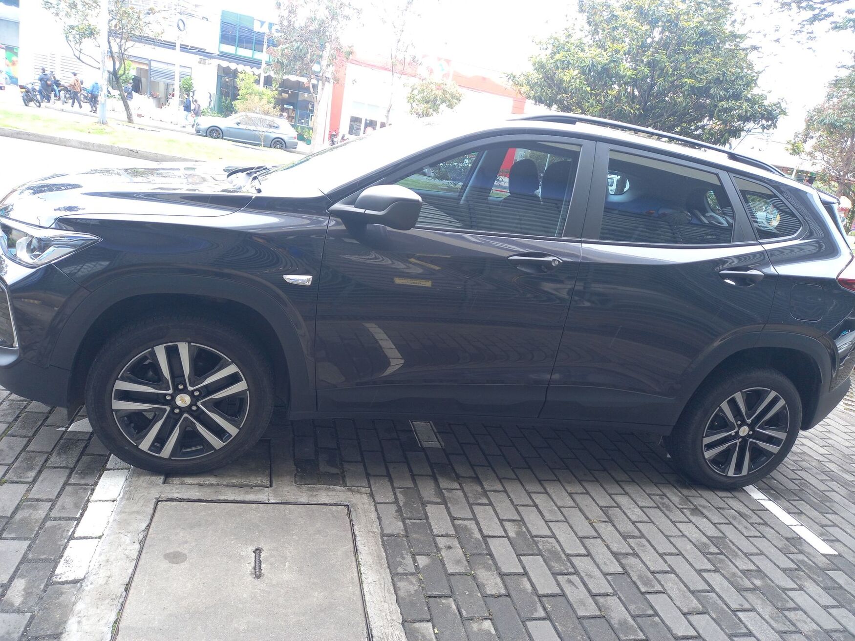 Chevrolet - Tracker - 2025 image number 6