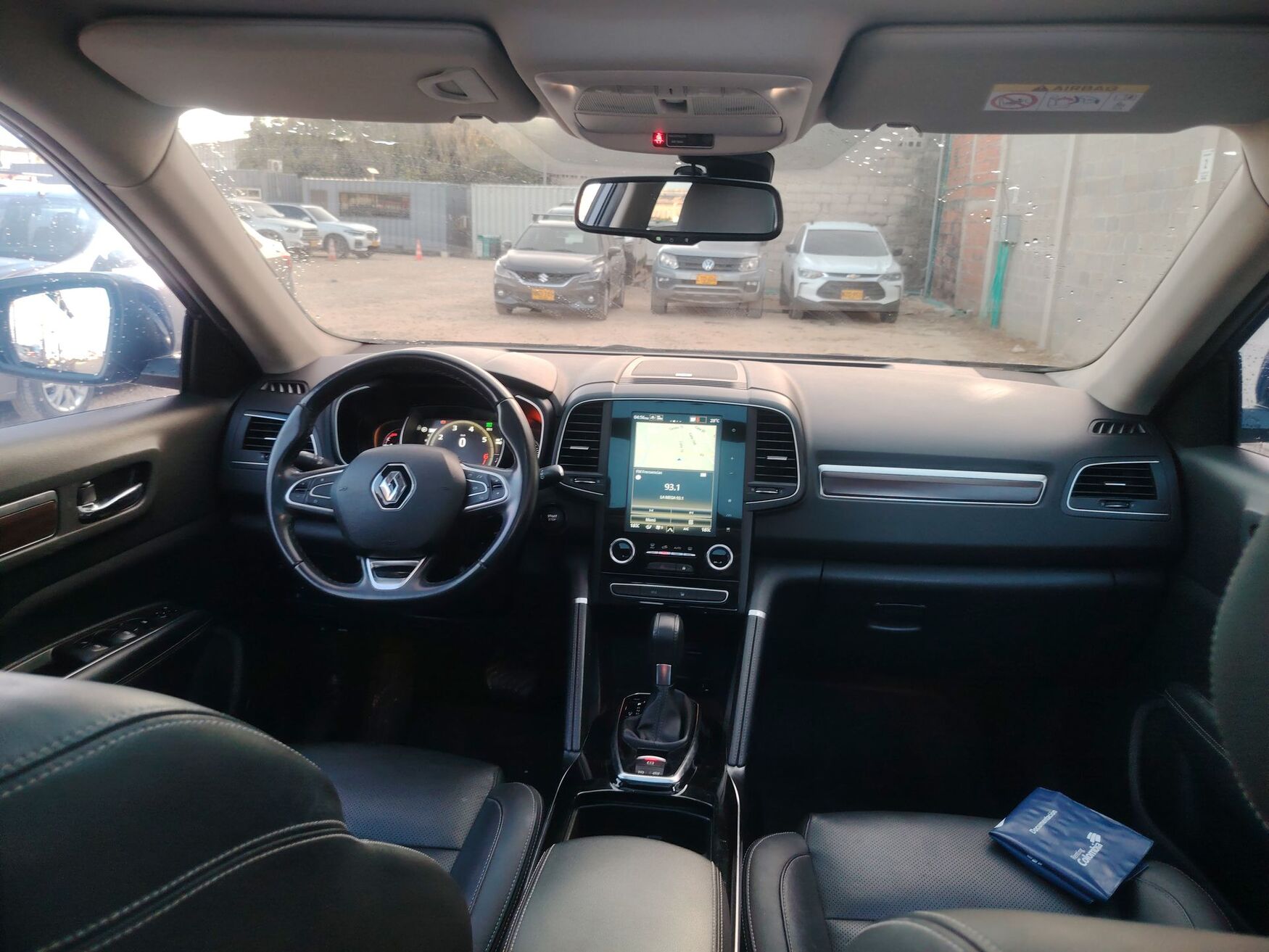Renault - Koleos - 2021 image number 11