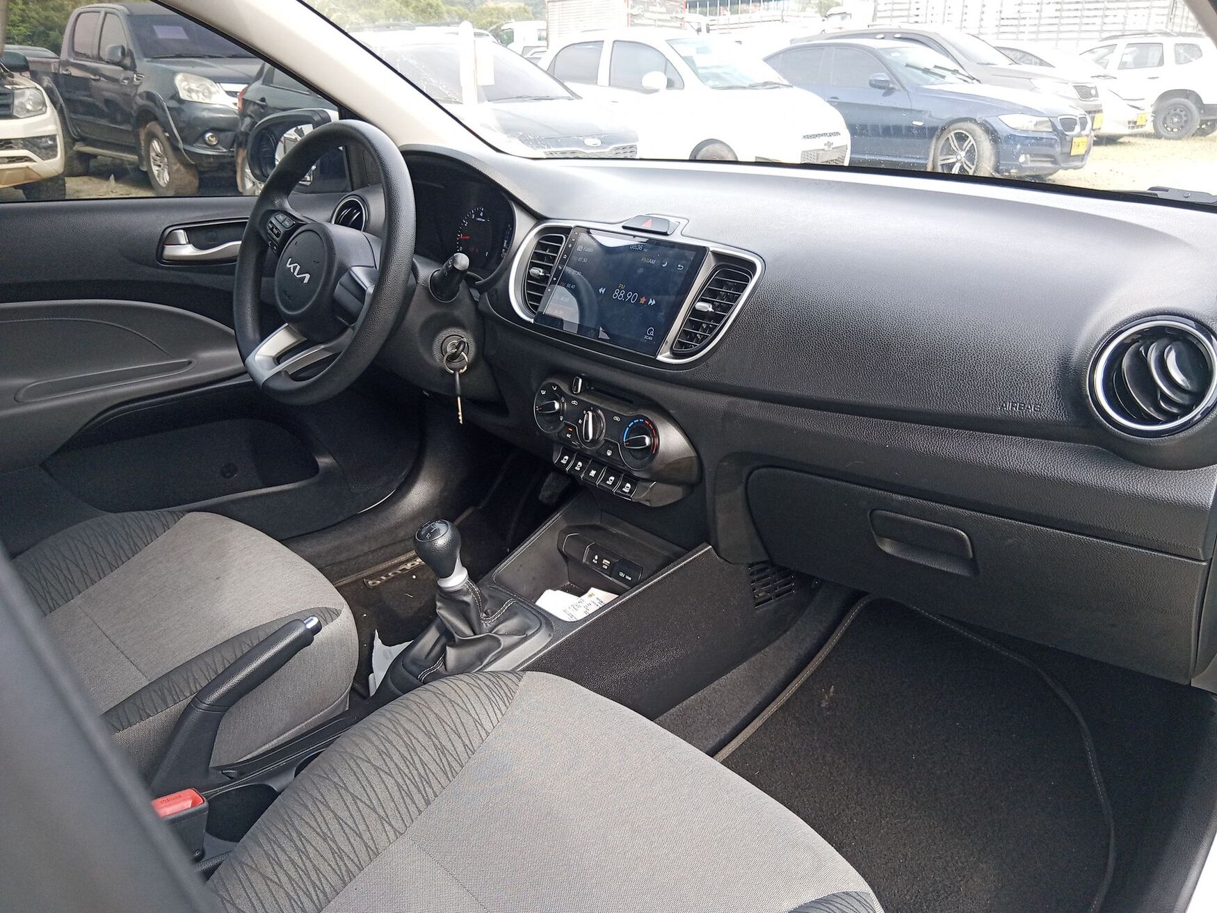 Kia - Soluto - 2026 image number 11