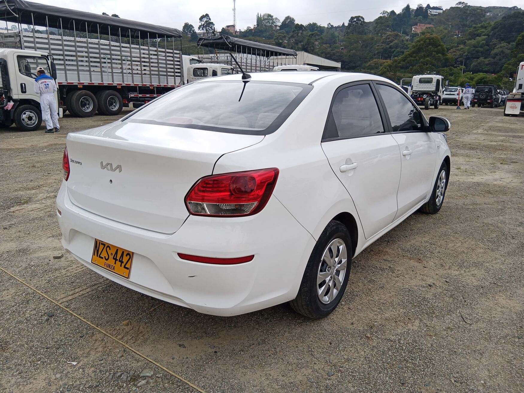 Kia - Soluto - 2026 image number 9