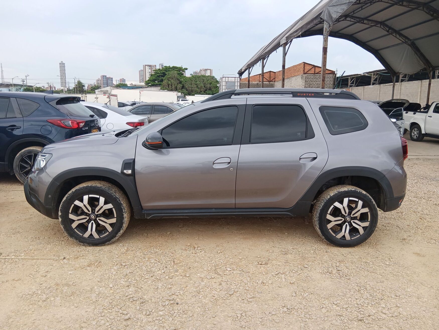 Renault - Duster - 2025 image number 6