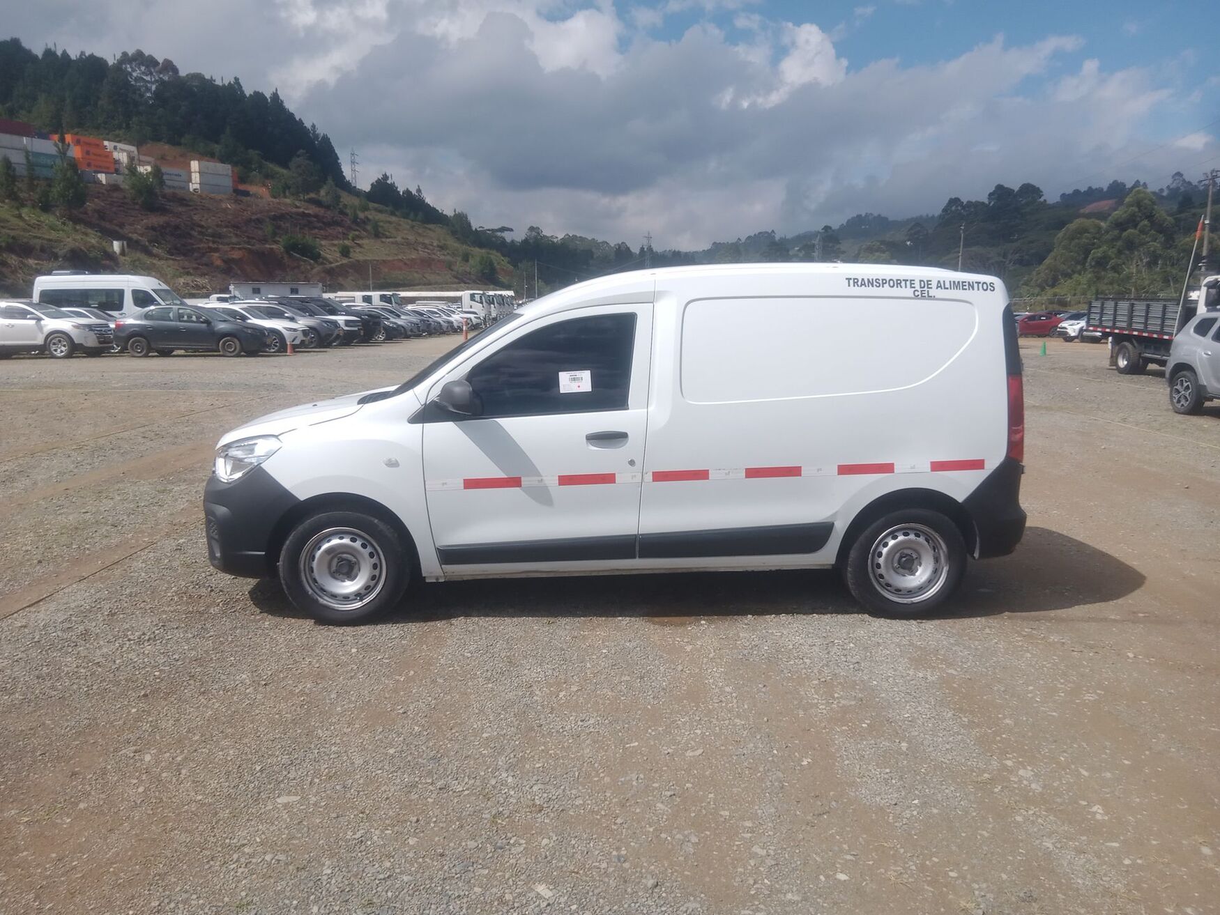 Renault - Kangoo - 2022 image number 6