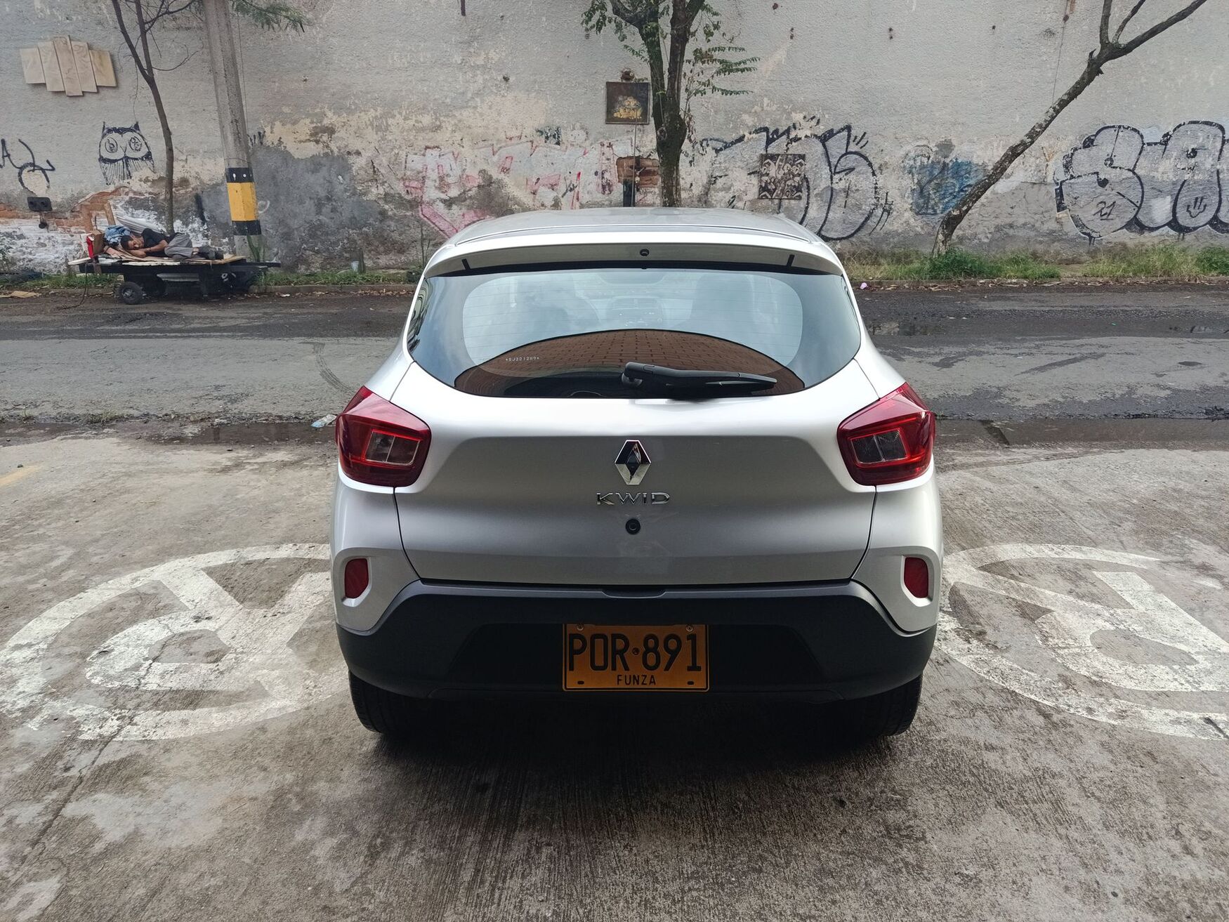 Renault - Kwid - 2025 image number 8