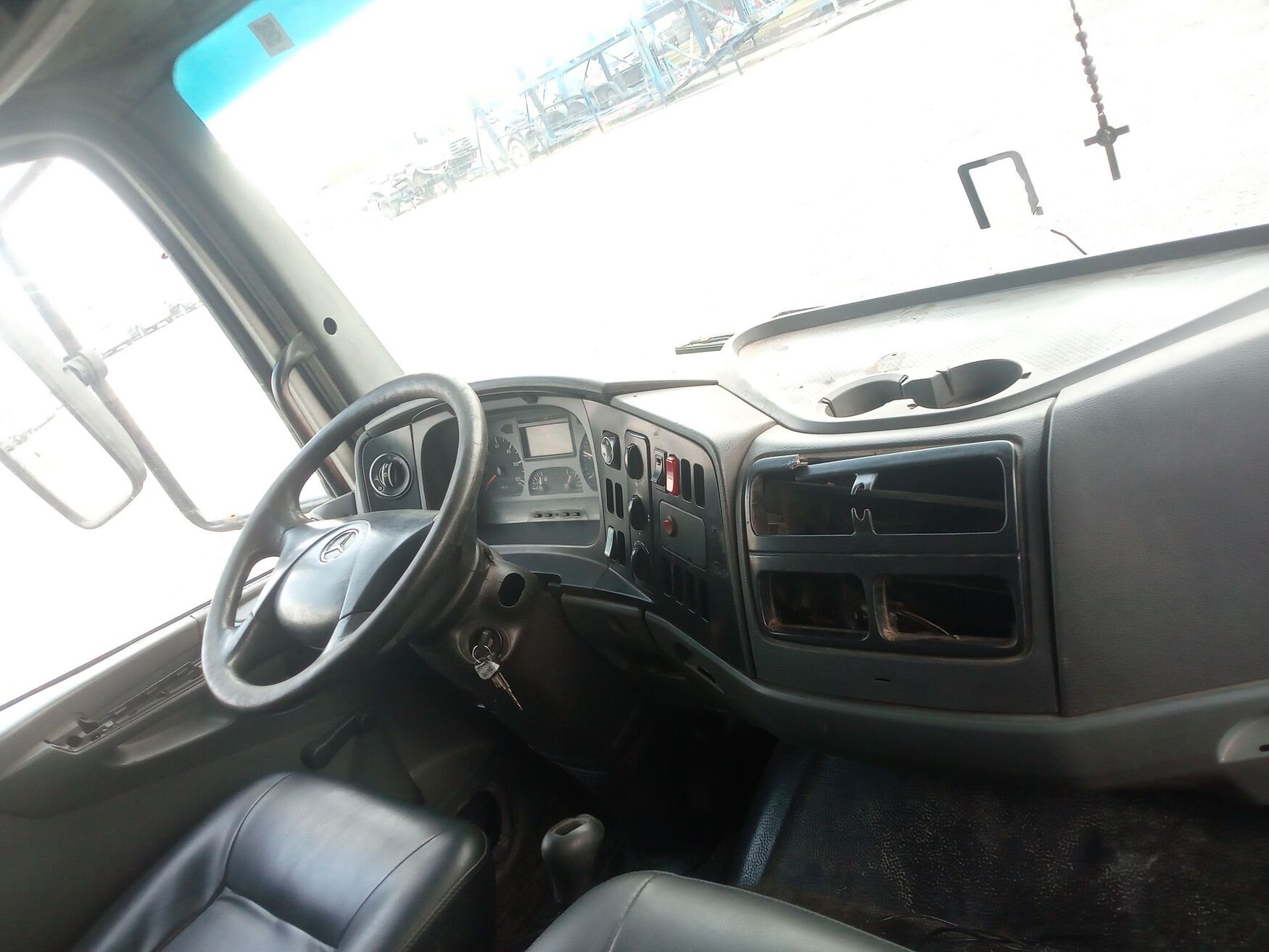 Mercedes Benz - Atego - 2008 image number 11