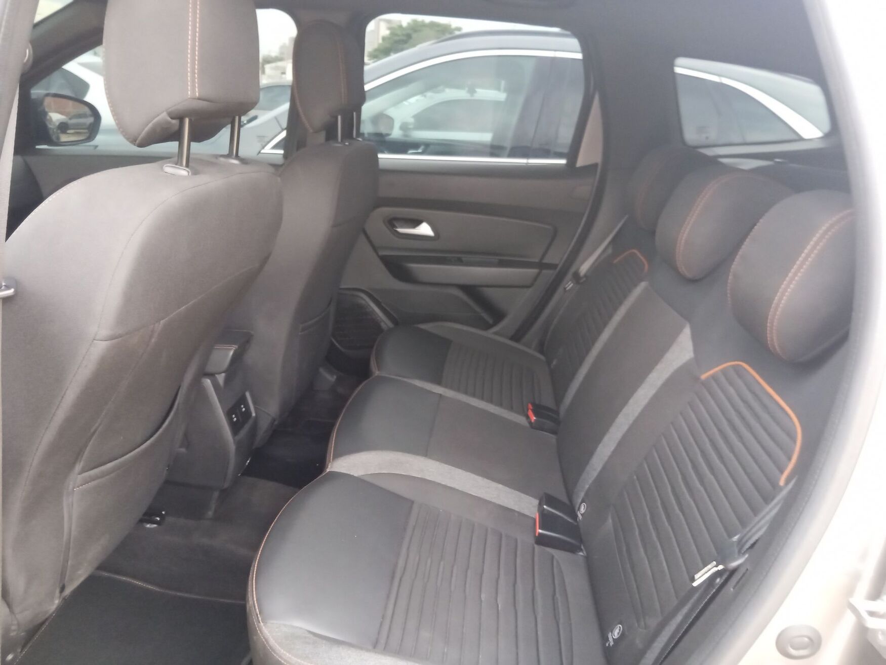 Renault - Duster - 2025 image number 3