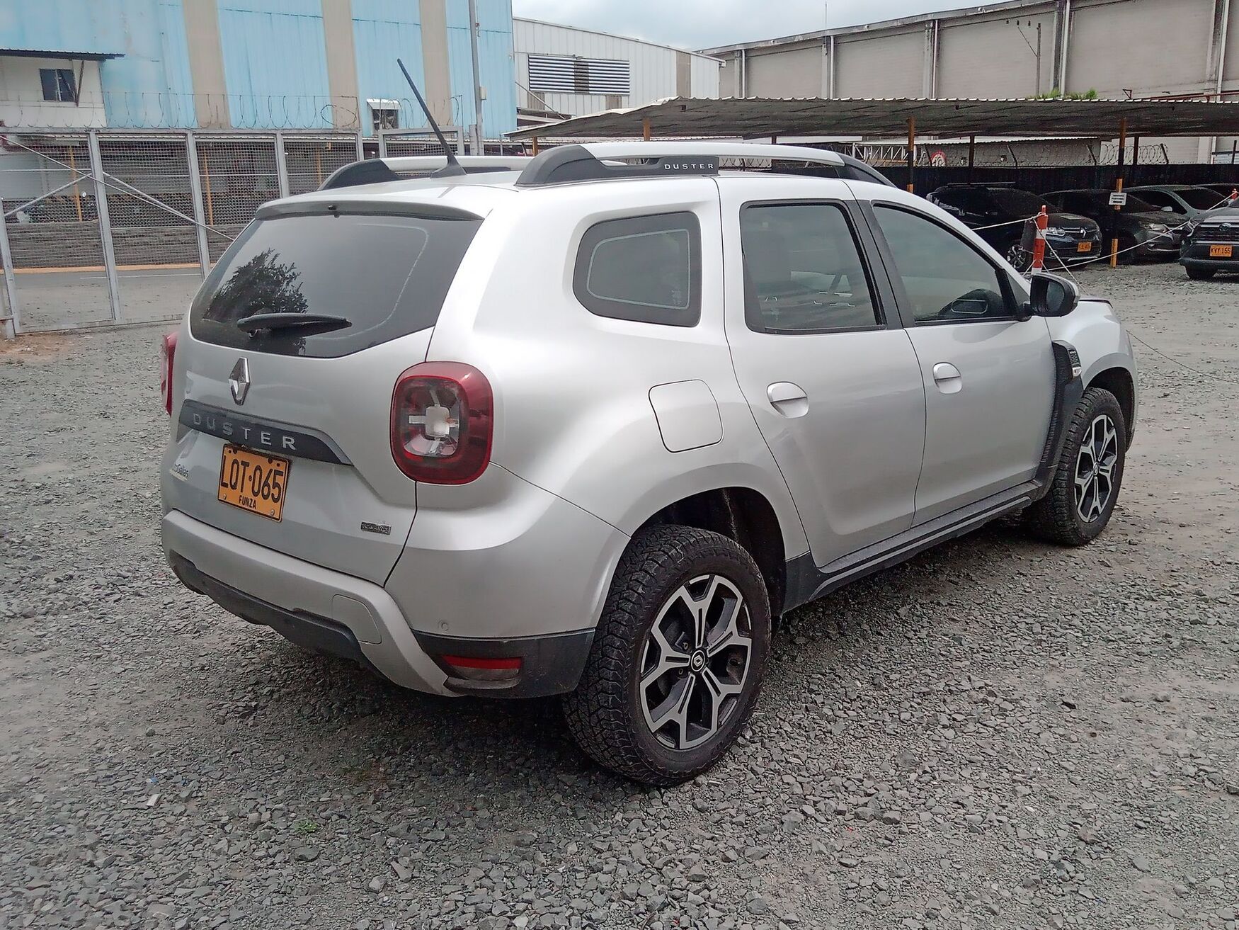Renault - Duster - 2023 image number 9