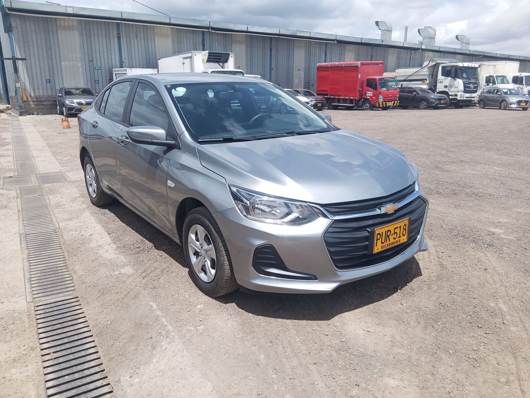Chevrolet - Onix - 2025 image number 1