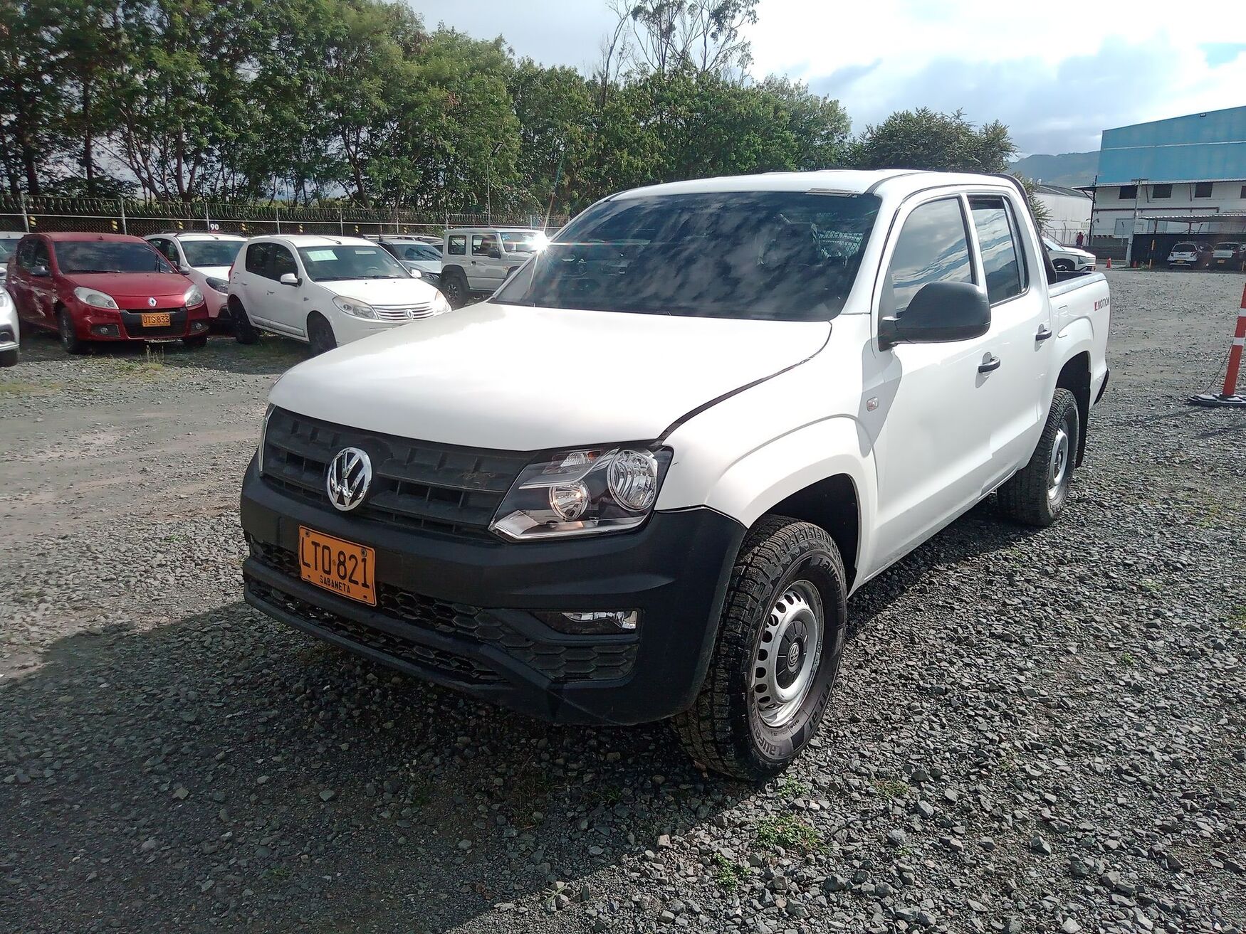 Volkswagen - Amarok - 2023 image number 5