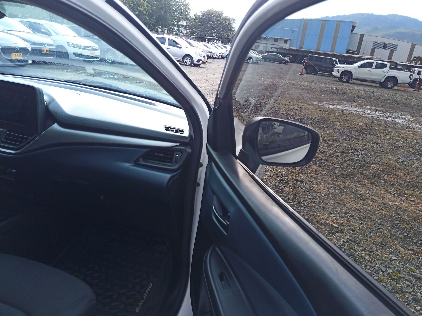 Suzuki - Baleno - 2024 image number 2