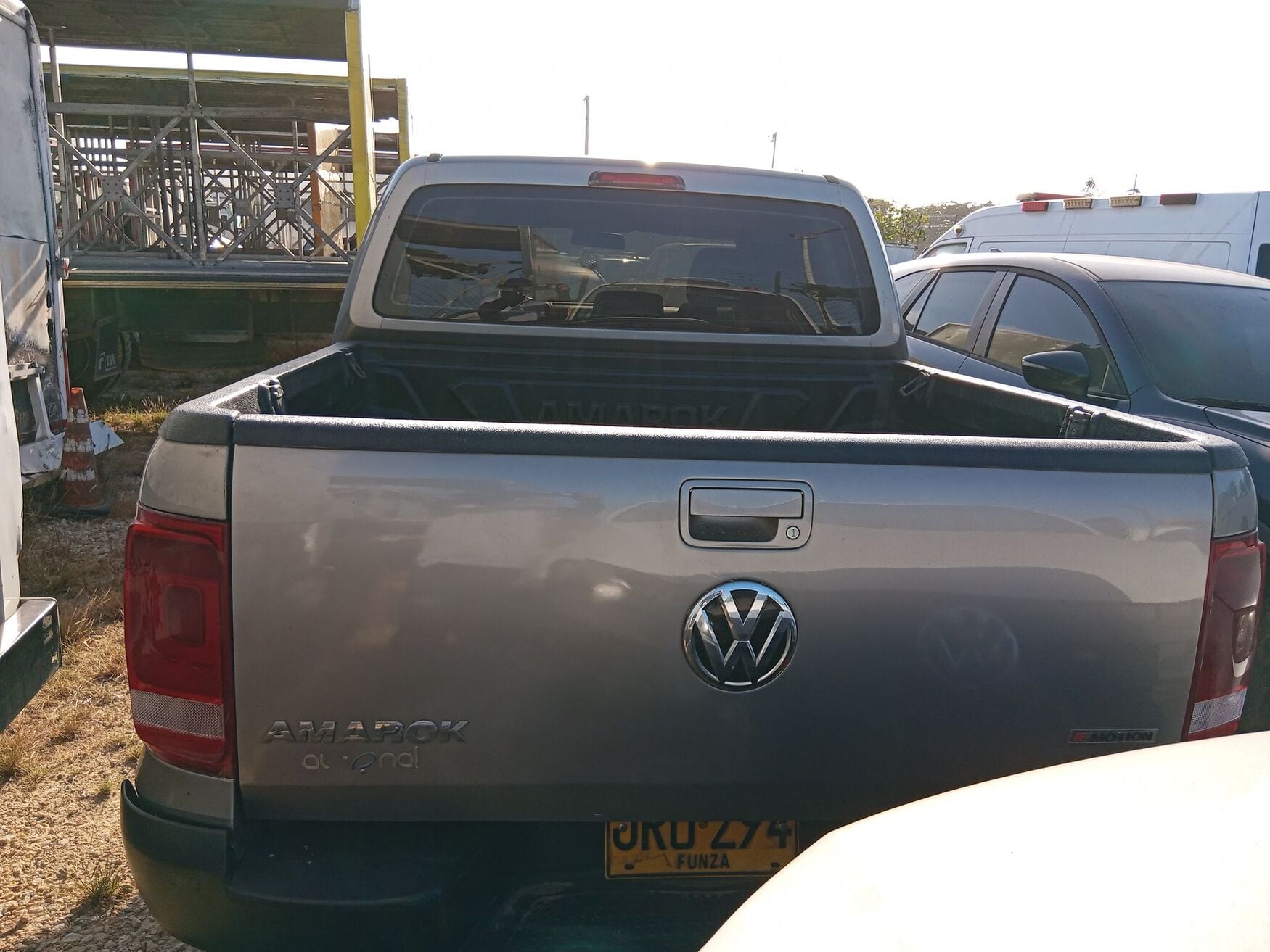 Volkswagen - Amarok - 2021 image number 8