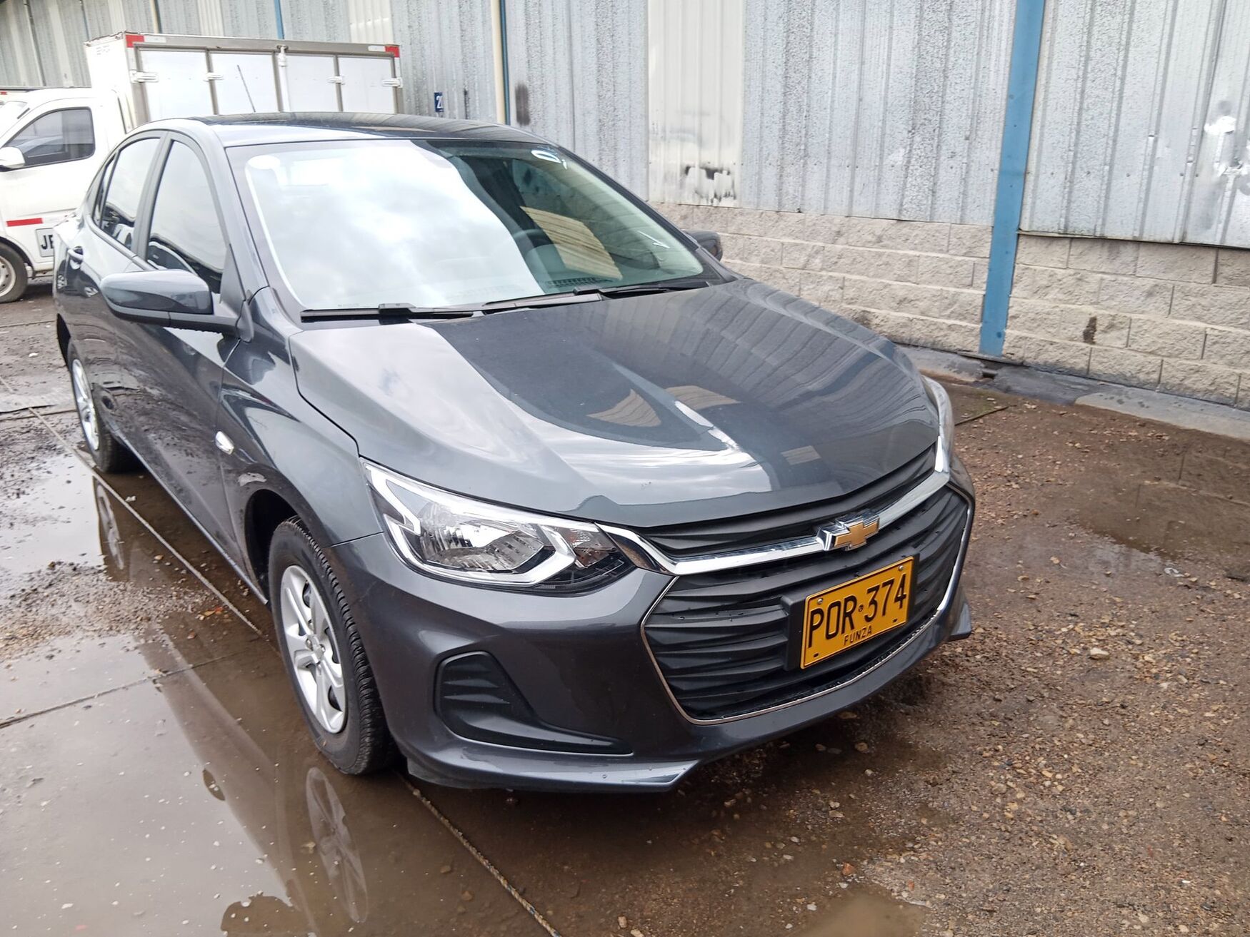 Chevrolet - Onix - 2025 image number 1