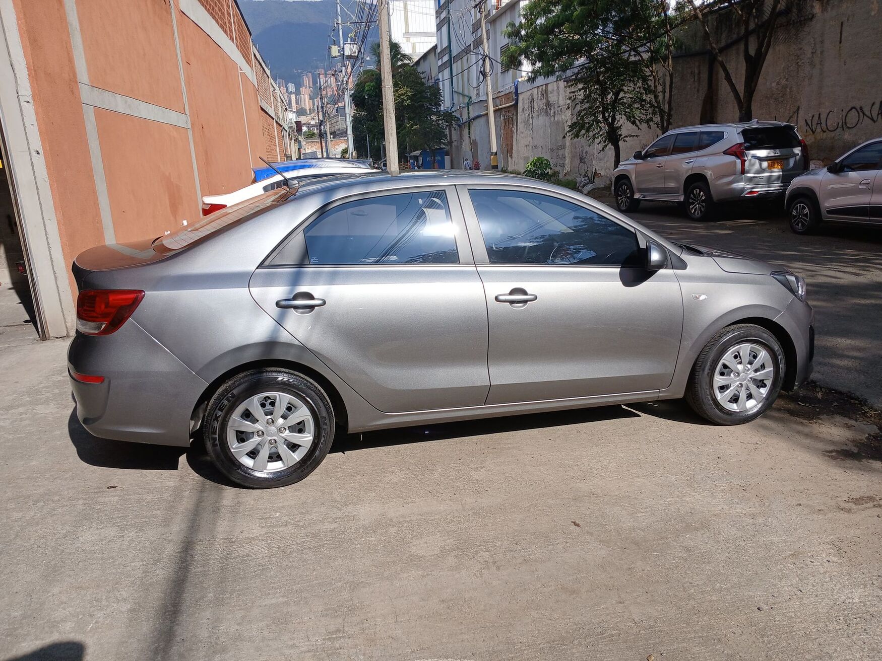 Kia - Soluto - 2025 image number 10