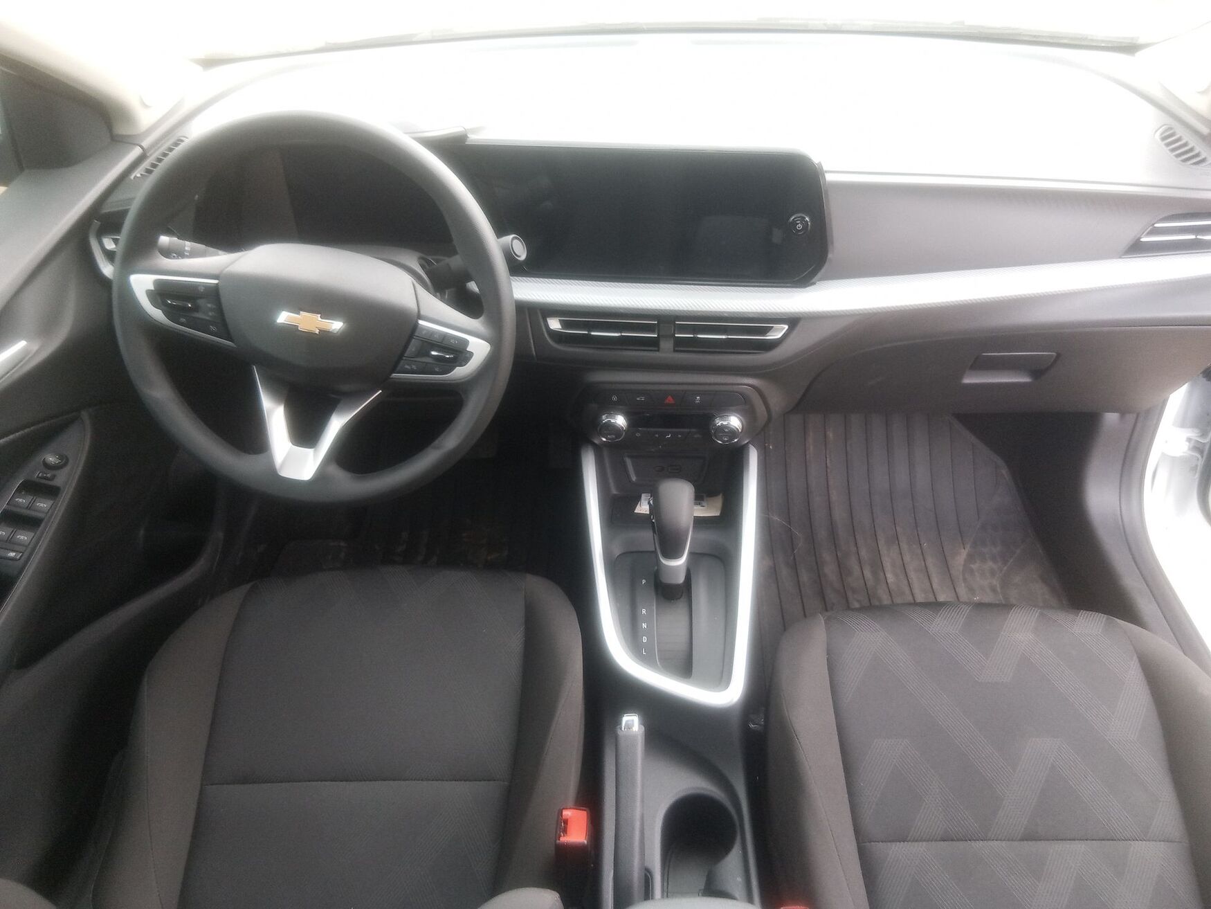 Chevrolet - Onix - 2026 image number 11