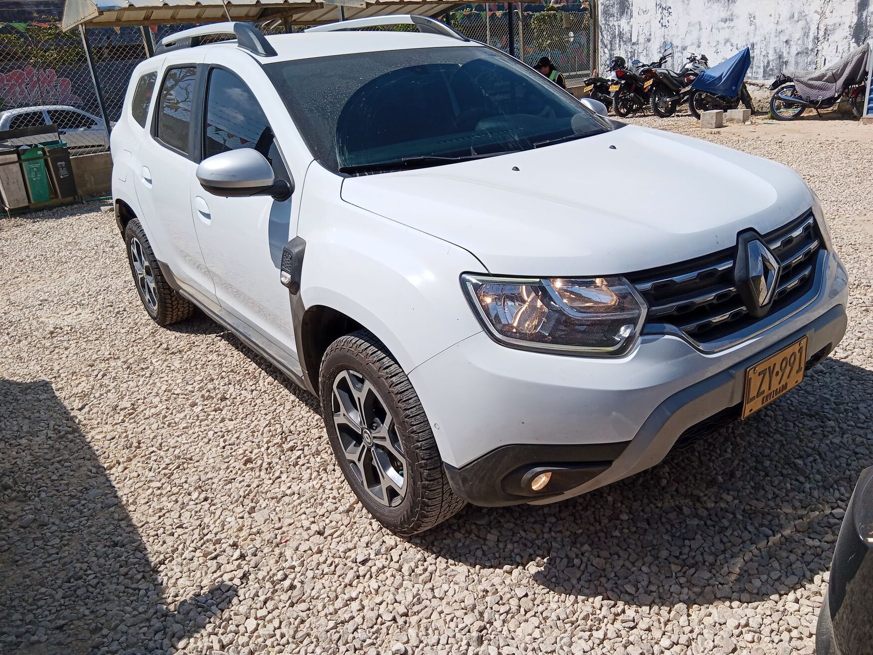 Renault - Duster - 2024 image number 1