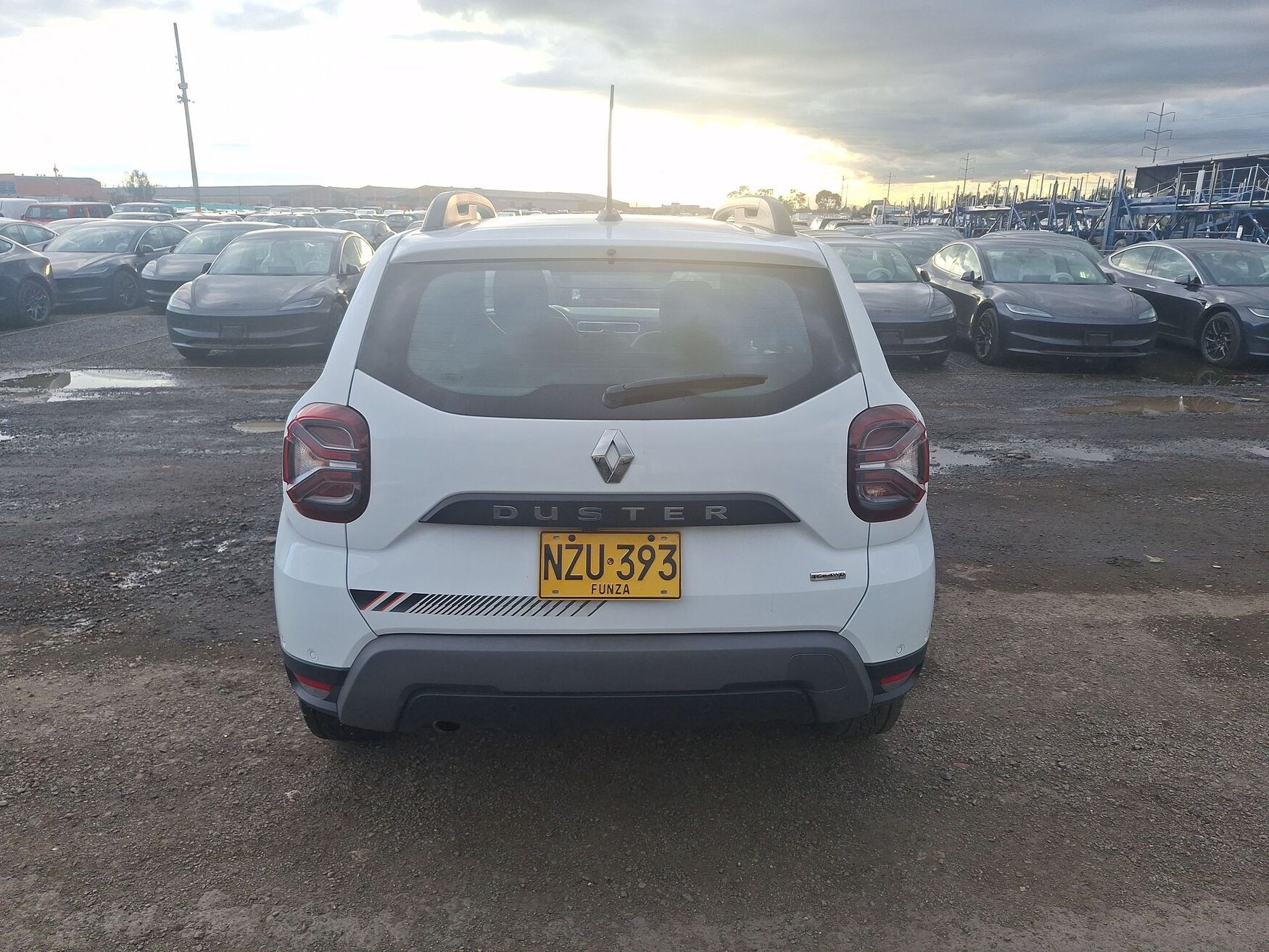 Renault - Duster - 2025 image number 8