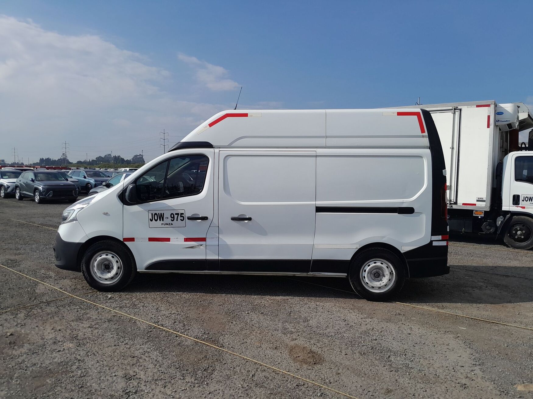 Renault - Trafic - 2021 image number 6