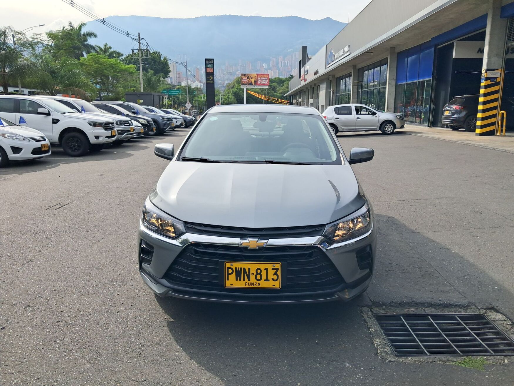 Chevrolet - Onix - 2026 image number 4
